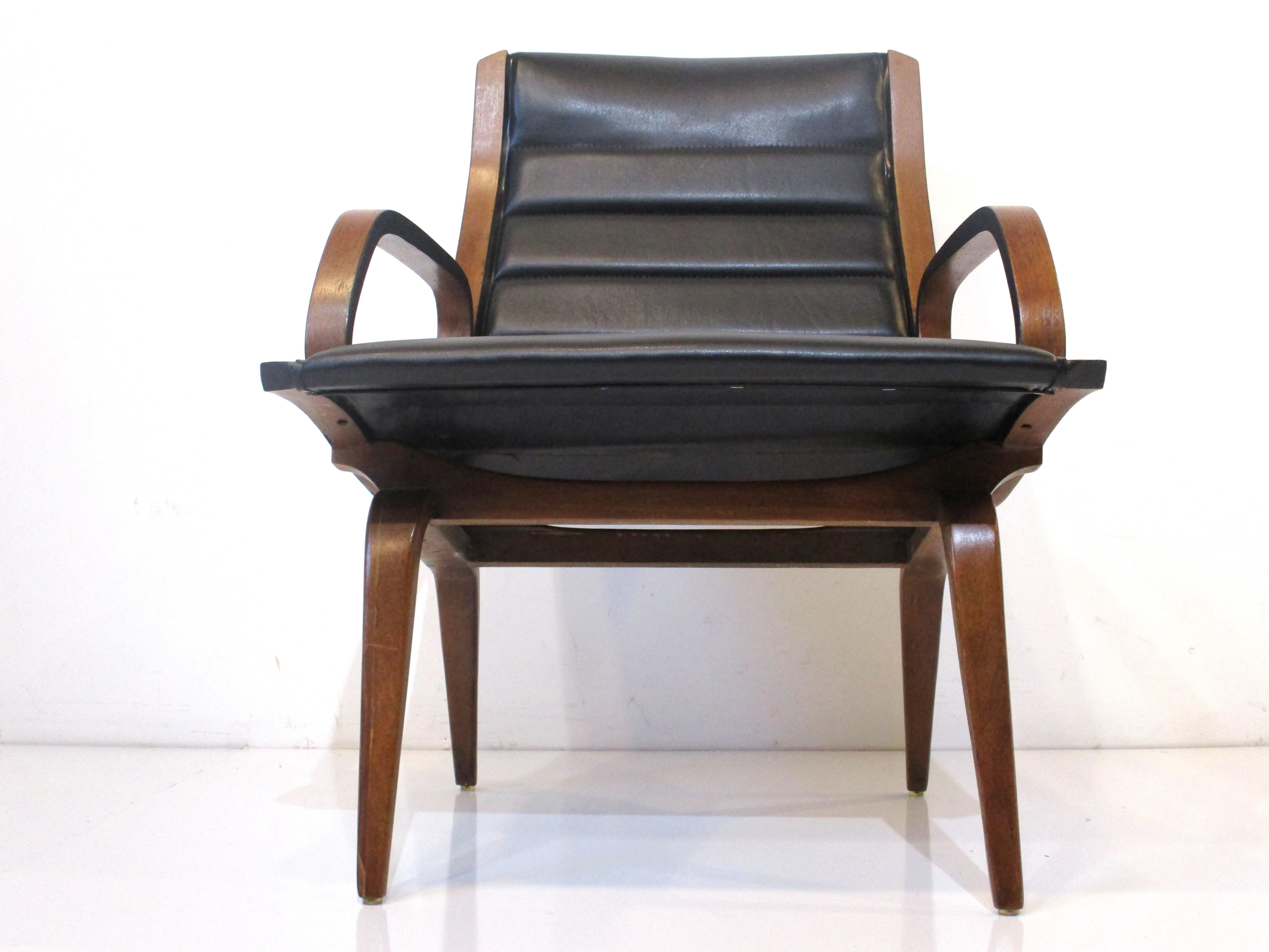 Rare Sculptural Arm / Lounge Chair by Norman Chener for Plycraft For Sale 2