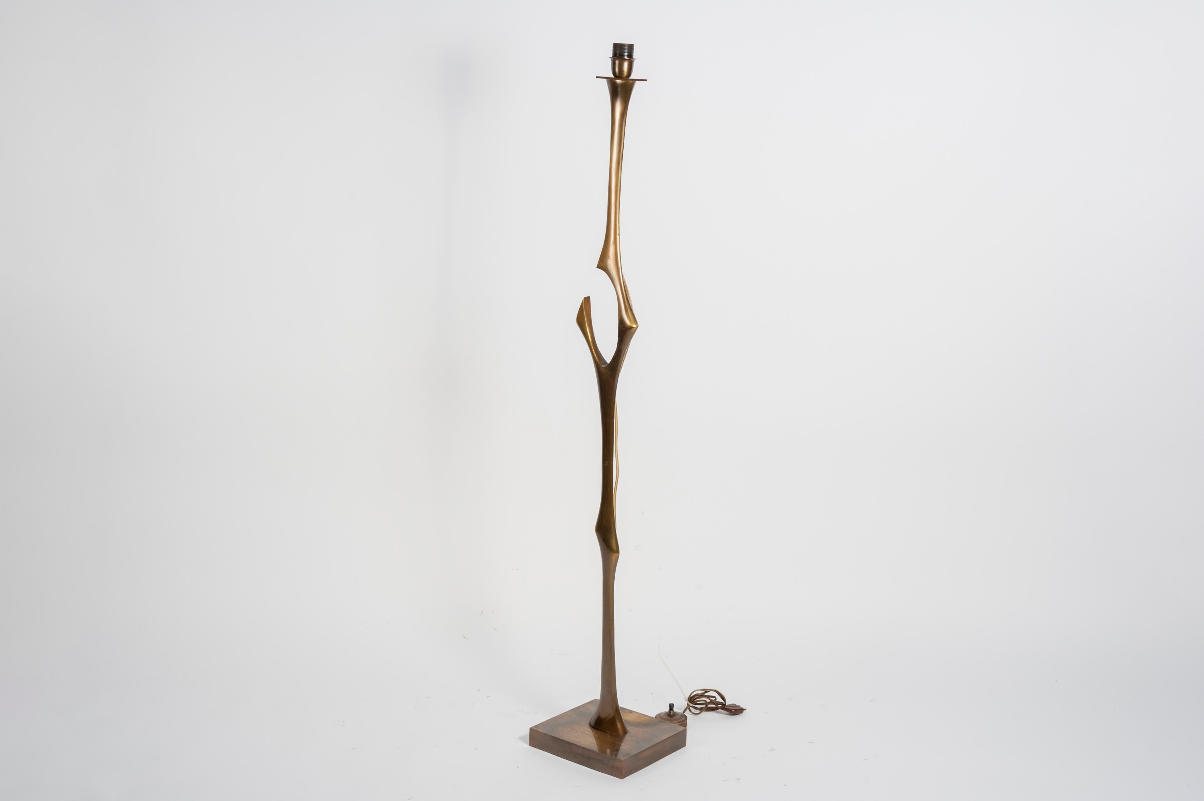 Rare Sculptural Bronze Floor Lamp by Willy Daro For Sale 2