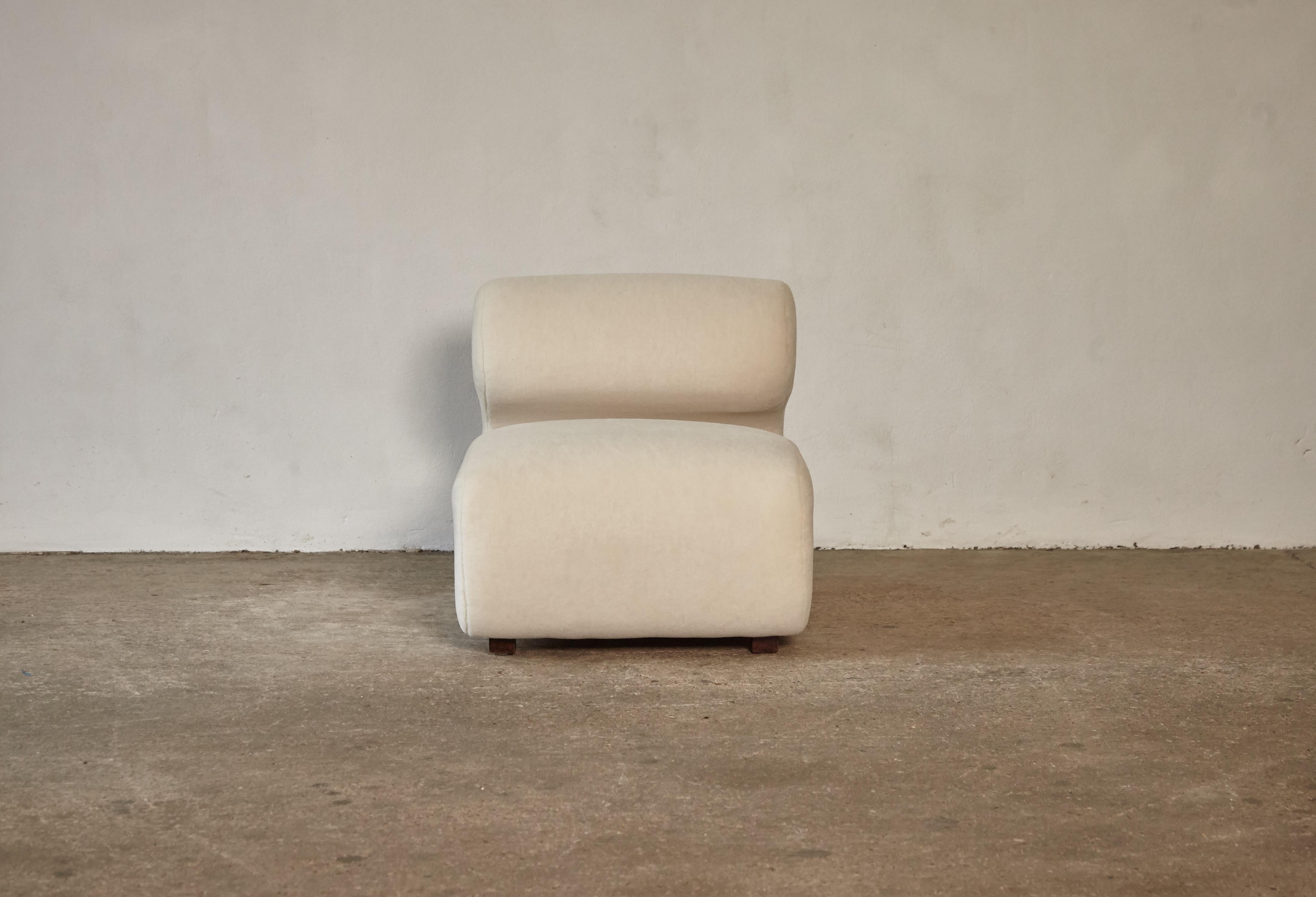 Rare Sculptural Chair in Alpaca, Italy, 1970s / 80s In Good Condition For Sale In London, GB