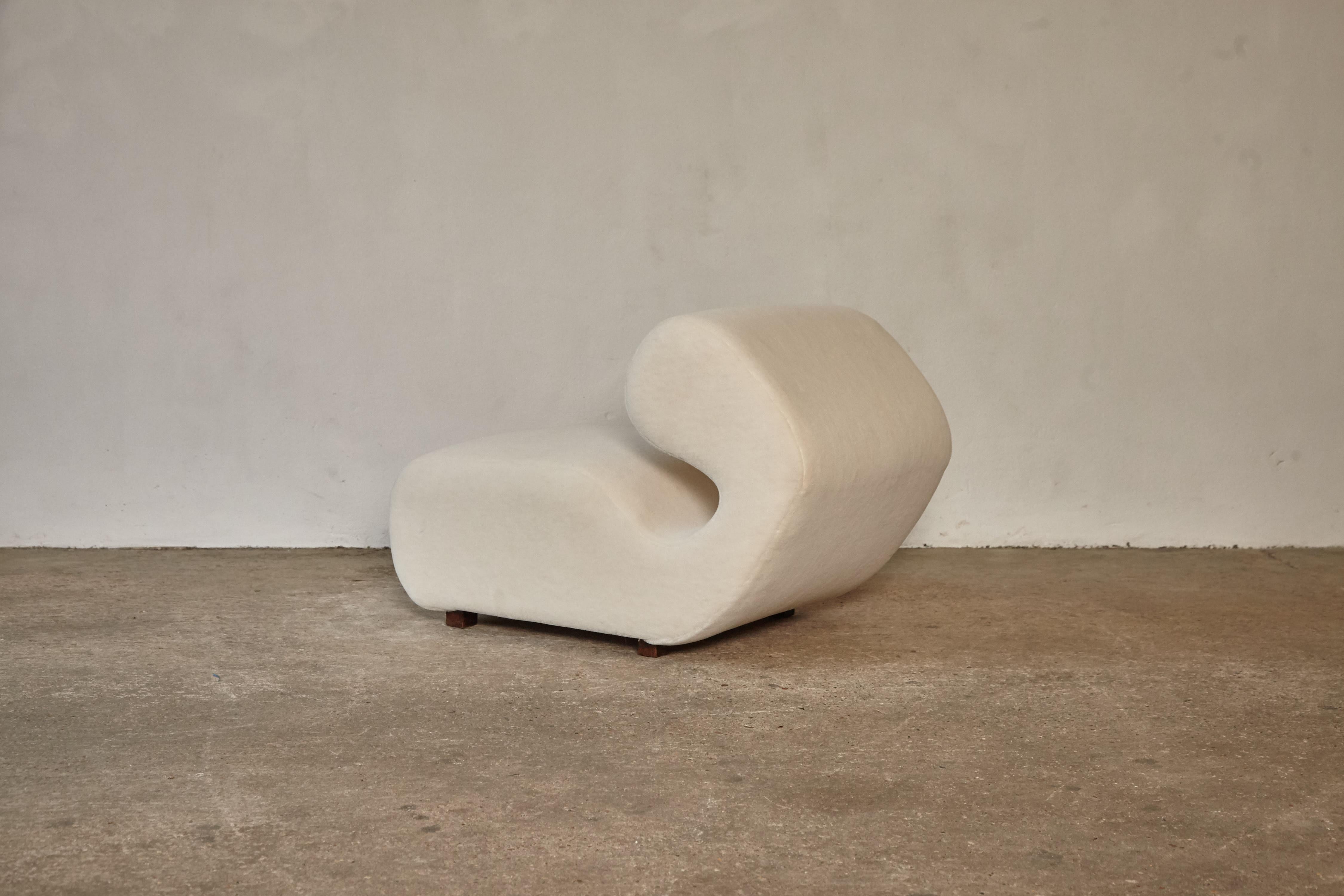 20th Century Rare Sculptural Chair in Alpaca, Italy, 1970s / 80s For Sale