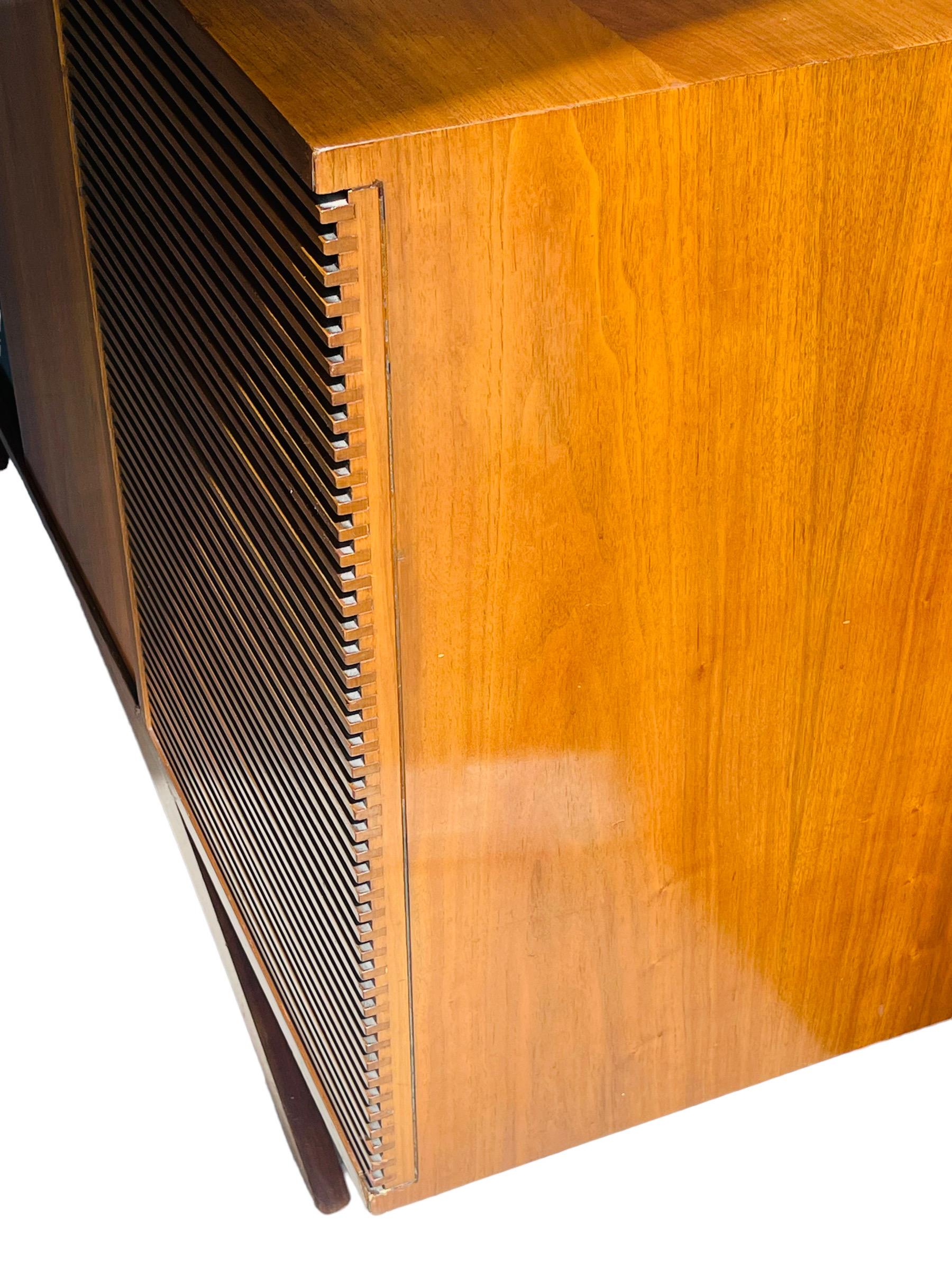 Rare Sculptural Credenza / Stereo Cabinet in Walnut in Manner of Vladimir Kagan For Sale 4