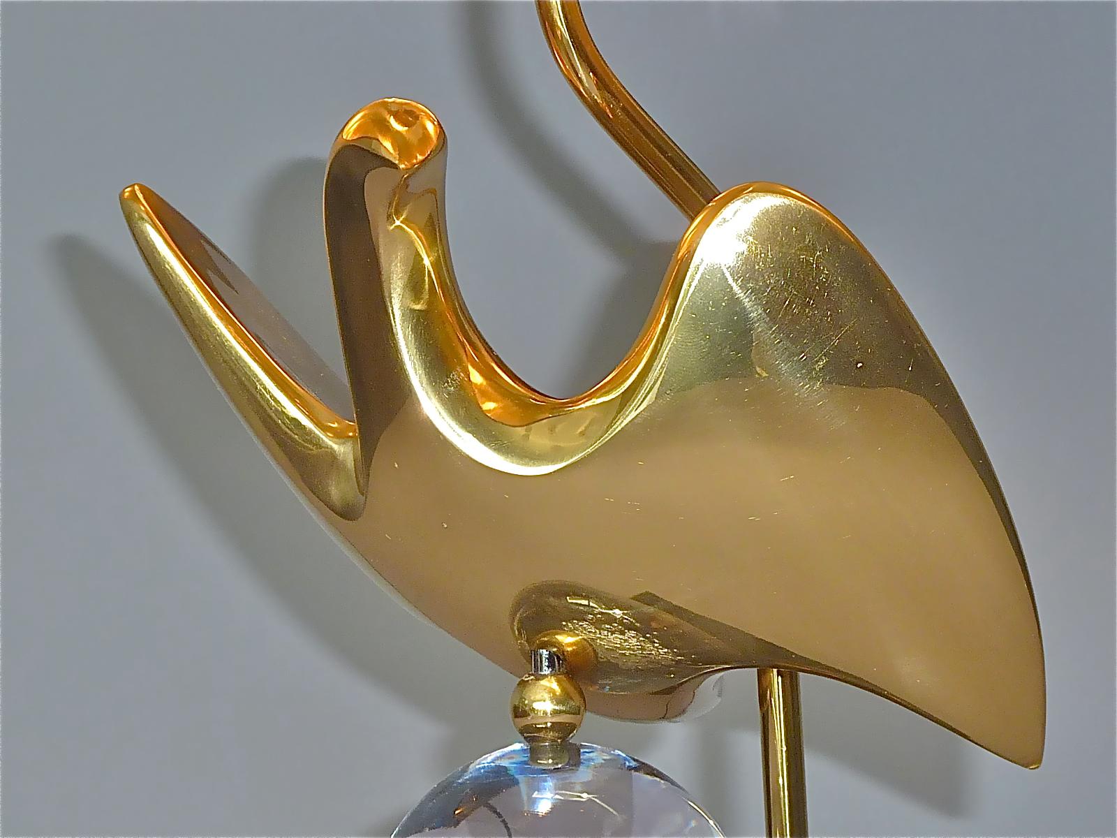 Hollywood Regency Rare lampe de table sculpturale française en bronze doré avec oiseaux, signée Philippe Jean 107/300  en vente