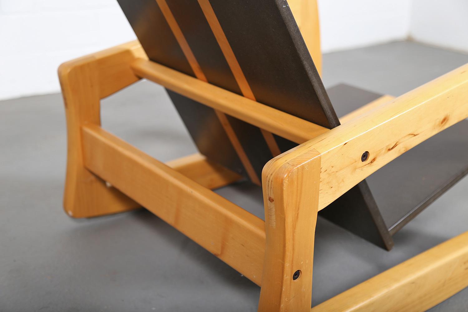Chaise à bascule sculpturale rare design plancher de surf des années 70 vintage en pin en vente 9