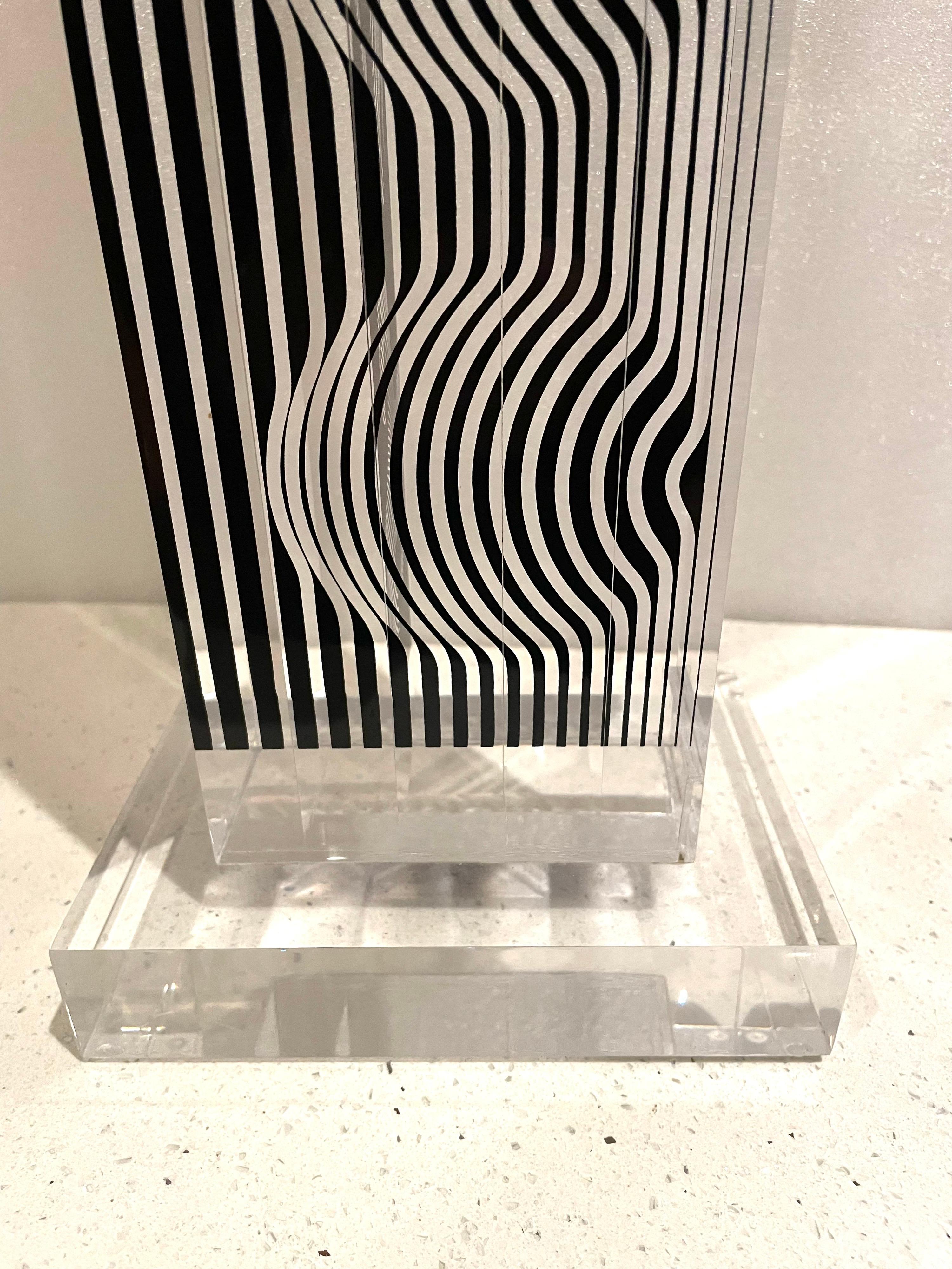 Rare Sculpture by Victor Vasarely in Lucite & Serigraph Zebra Tower In Good Condition For Sale In San Diego, CA