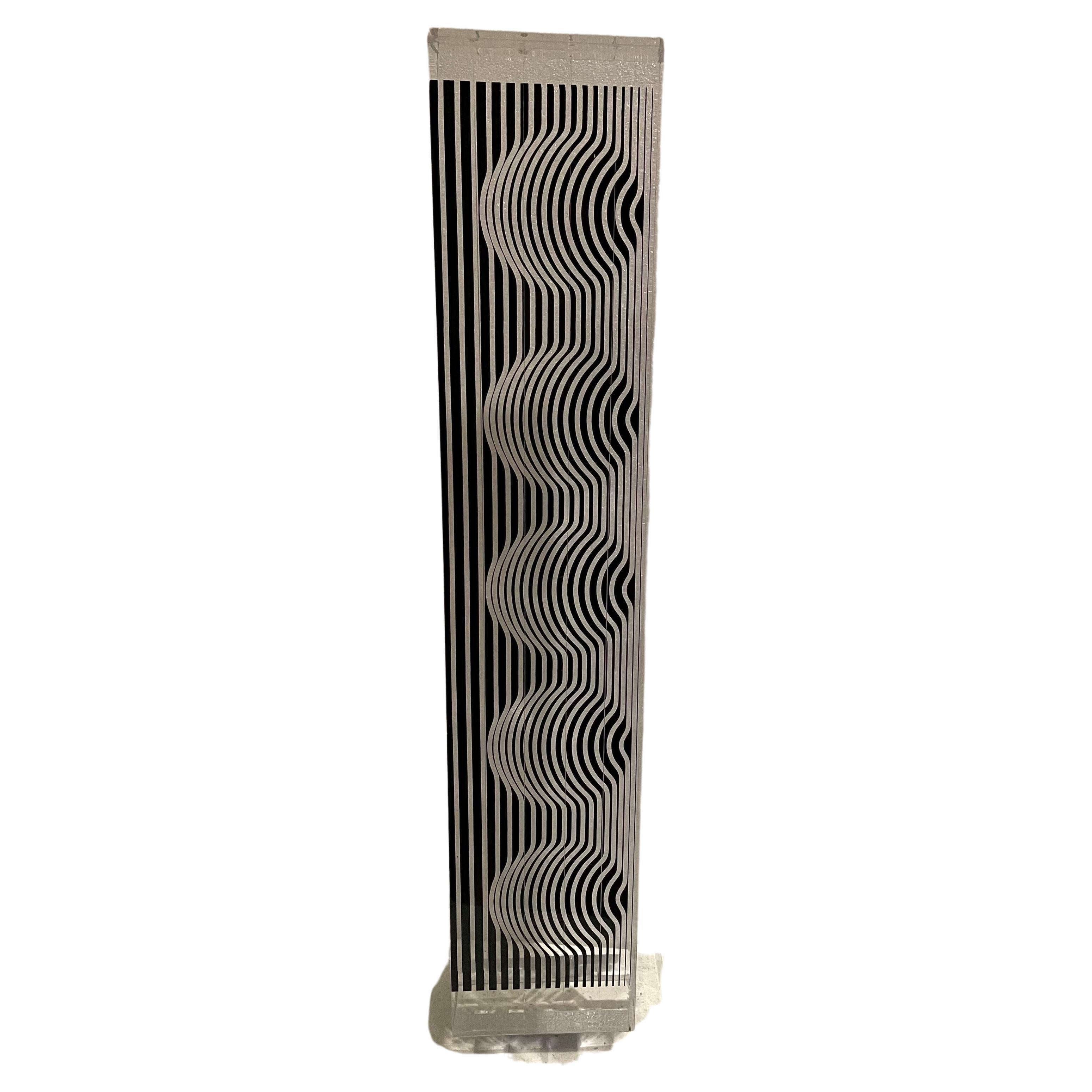 Rara Escultura de Victor Vasarely en Lucita y Serigrafía Torre Cebra