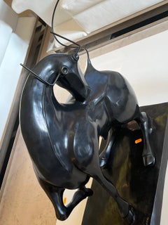 Rare sculpture en aluminium noirci "Taureau-Cheval" de Christian Maas