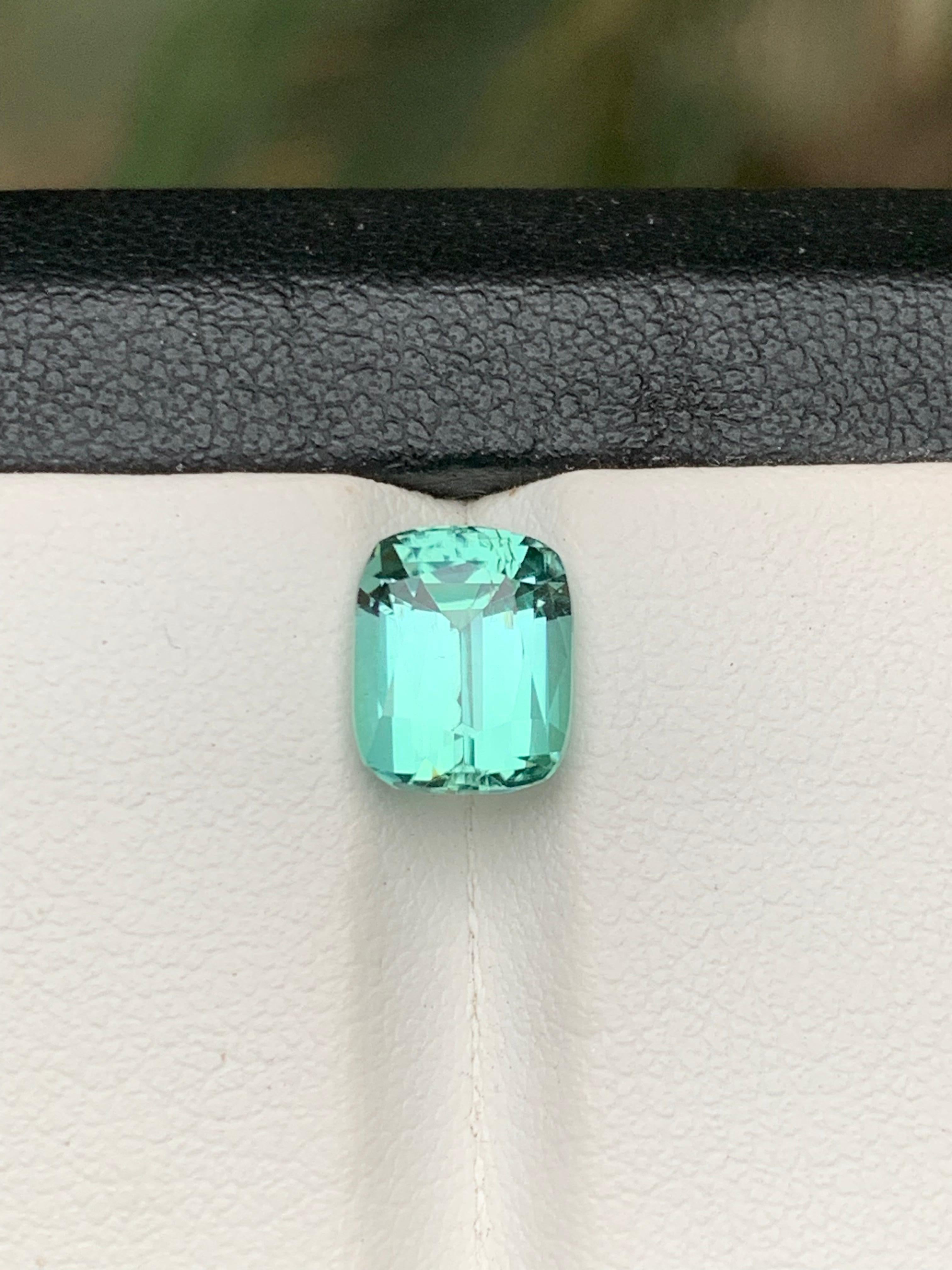 Women's or Men's Rare Sea foam Natural Tourmaline Ring Loose Gemstone 2.95 Ct Cushion Cut-Jewelry For Sale