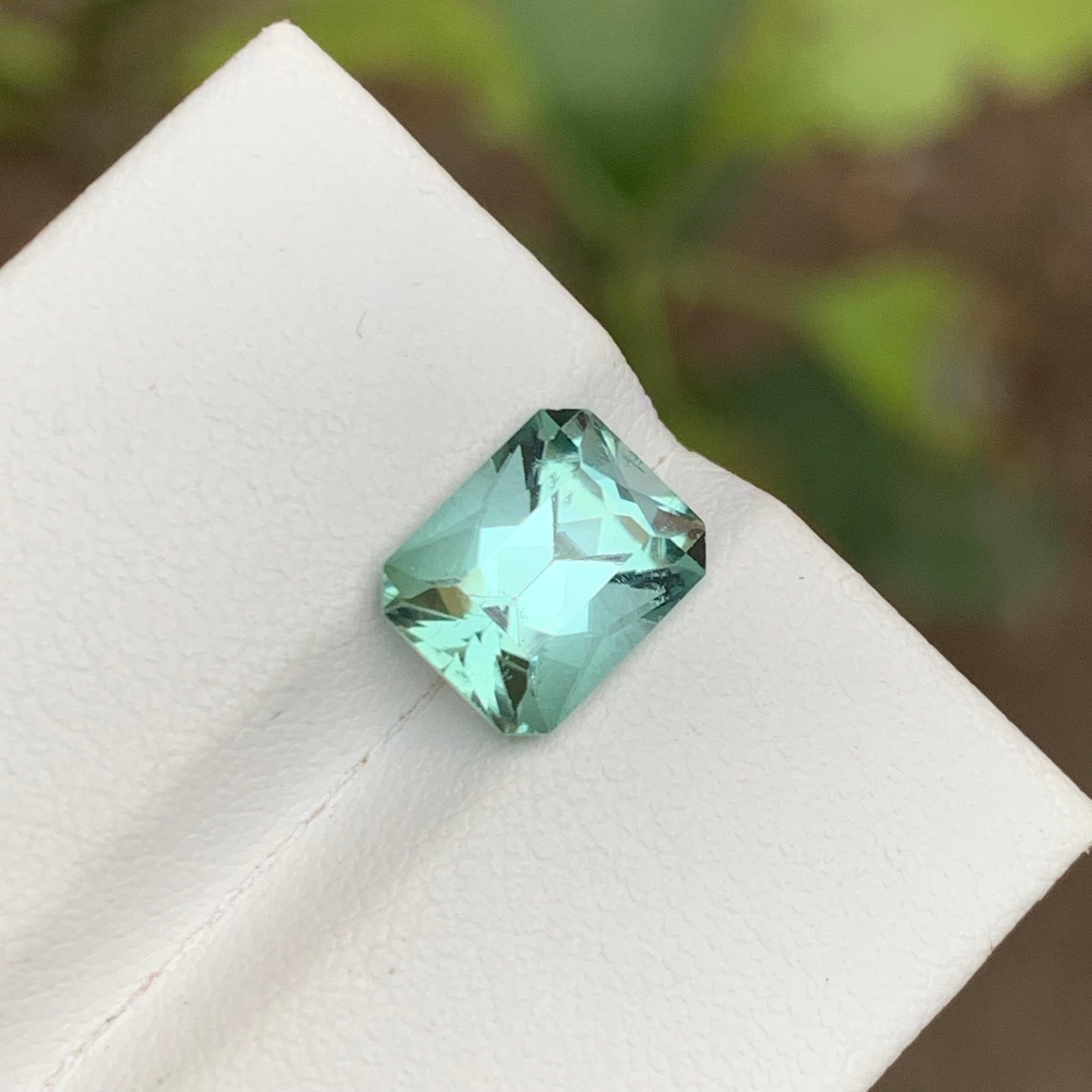 Rare Seafoam Green Natural Tourmaline Gemstone, 2.65 Ct Brilliant Cut for Ring In New Condition For Sale In Peshawar, PK