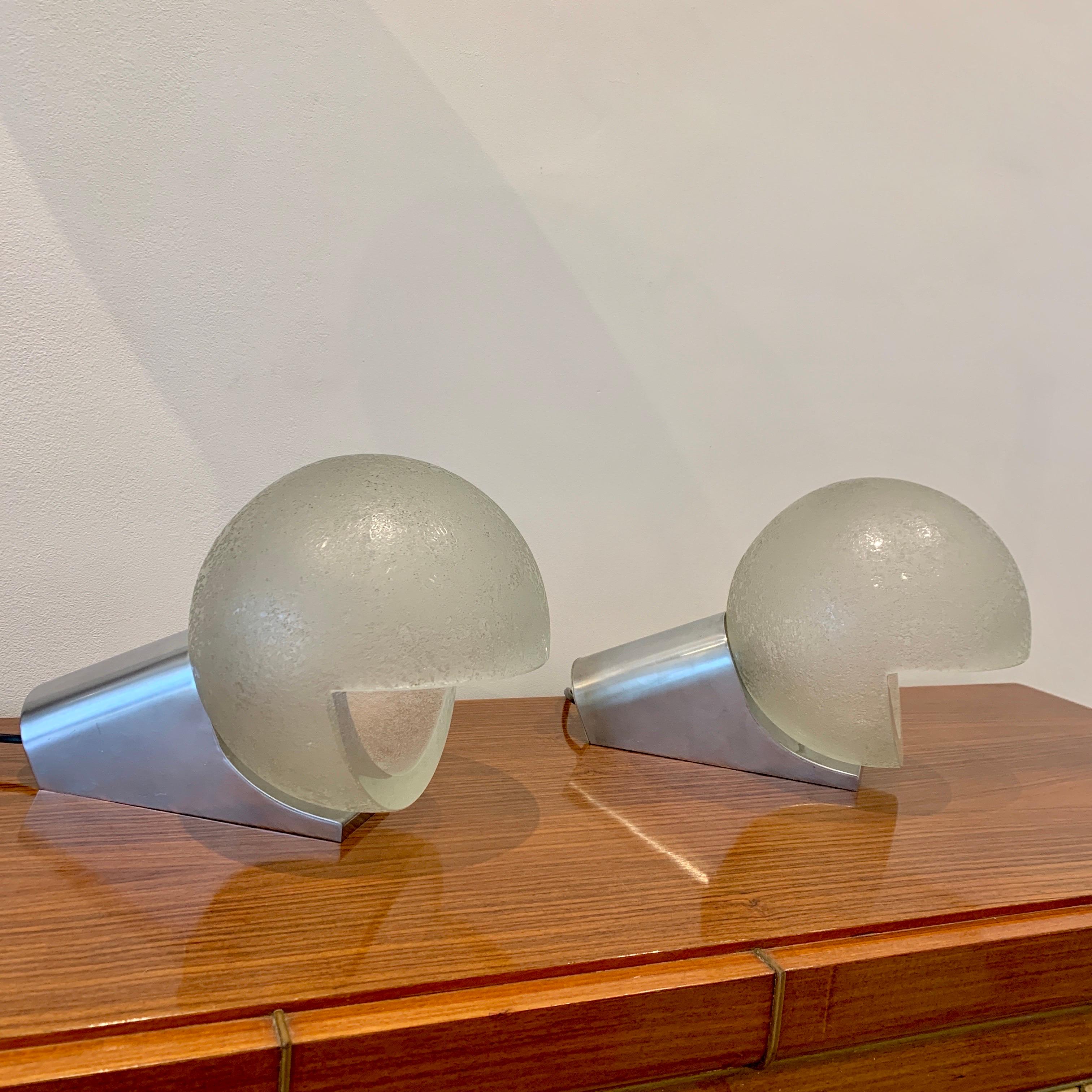 italien Lampes de table modernes du milieu du siècle dernier en verre de Murano vert gravé à l'acide par Seguso. en vente