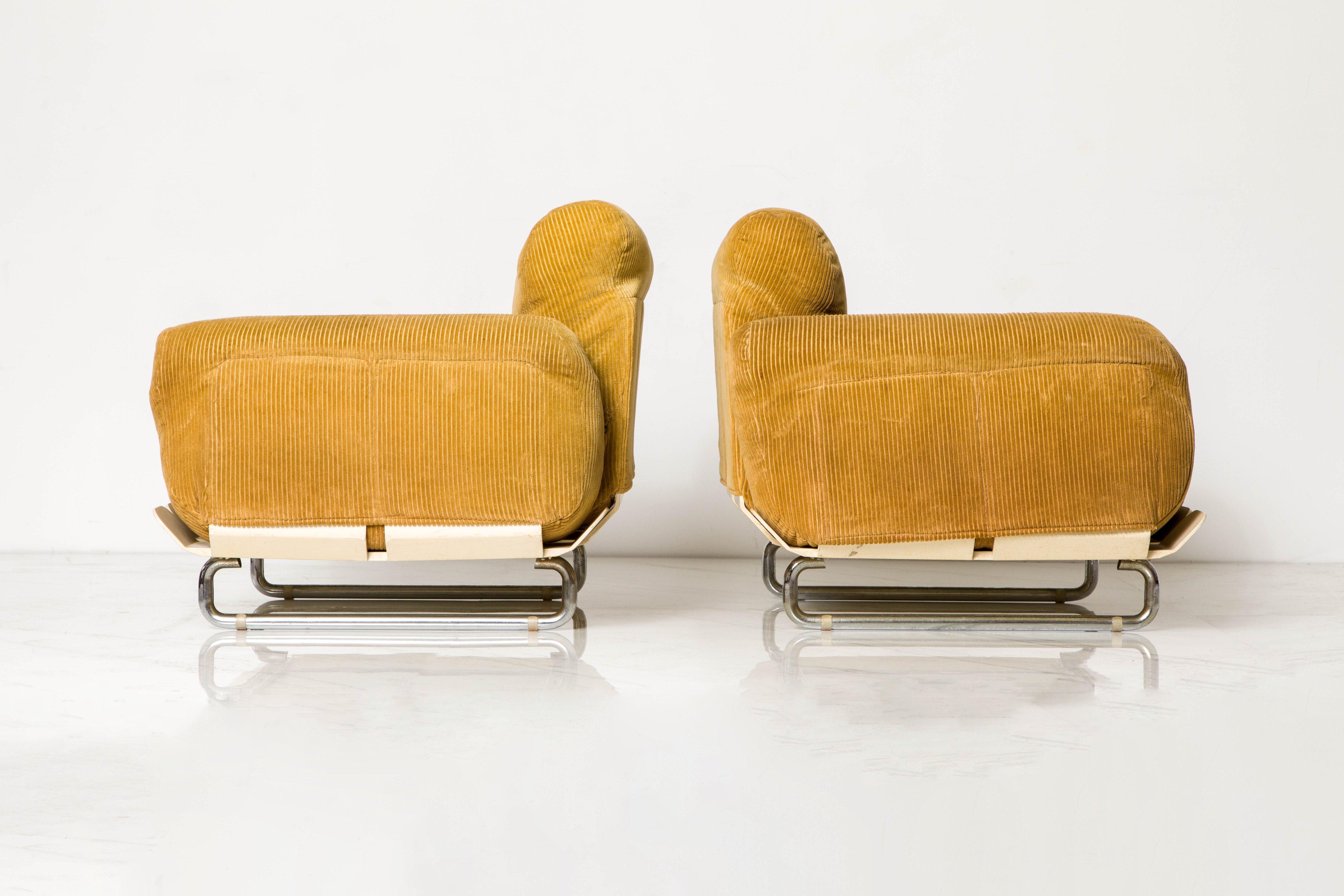 Rare 'Senzafine' Lounge Chairs by Eleonore Riva for Zanotta, 1969, Signed In Good Condition In Los Angeles, CA