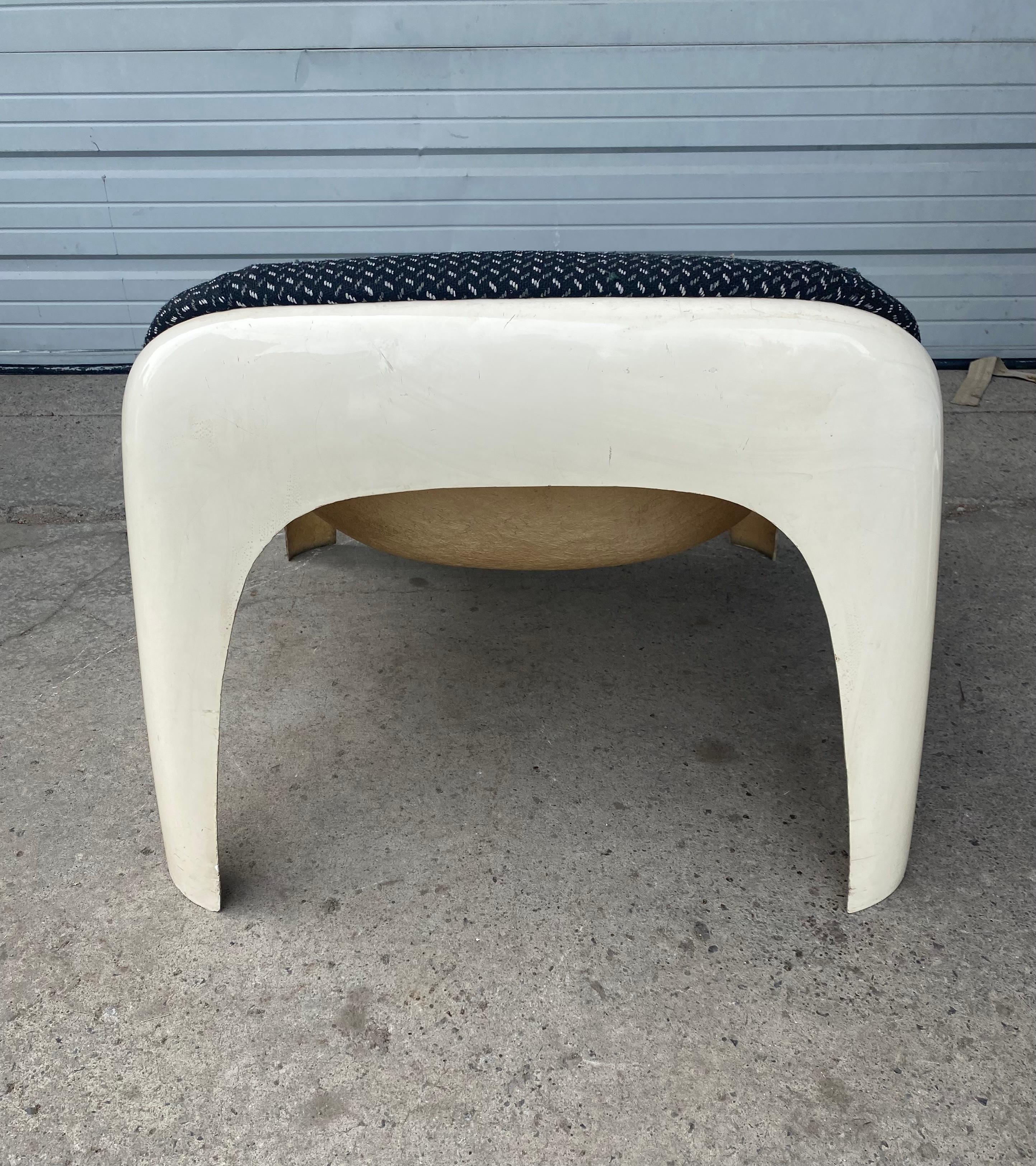 Seltener Sergio Mazza Lounge Chair für Artemide (Geformt) im Angebot