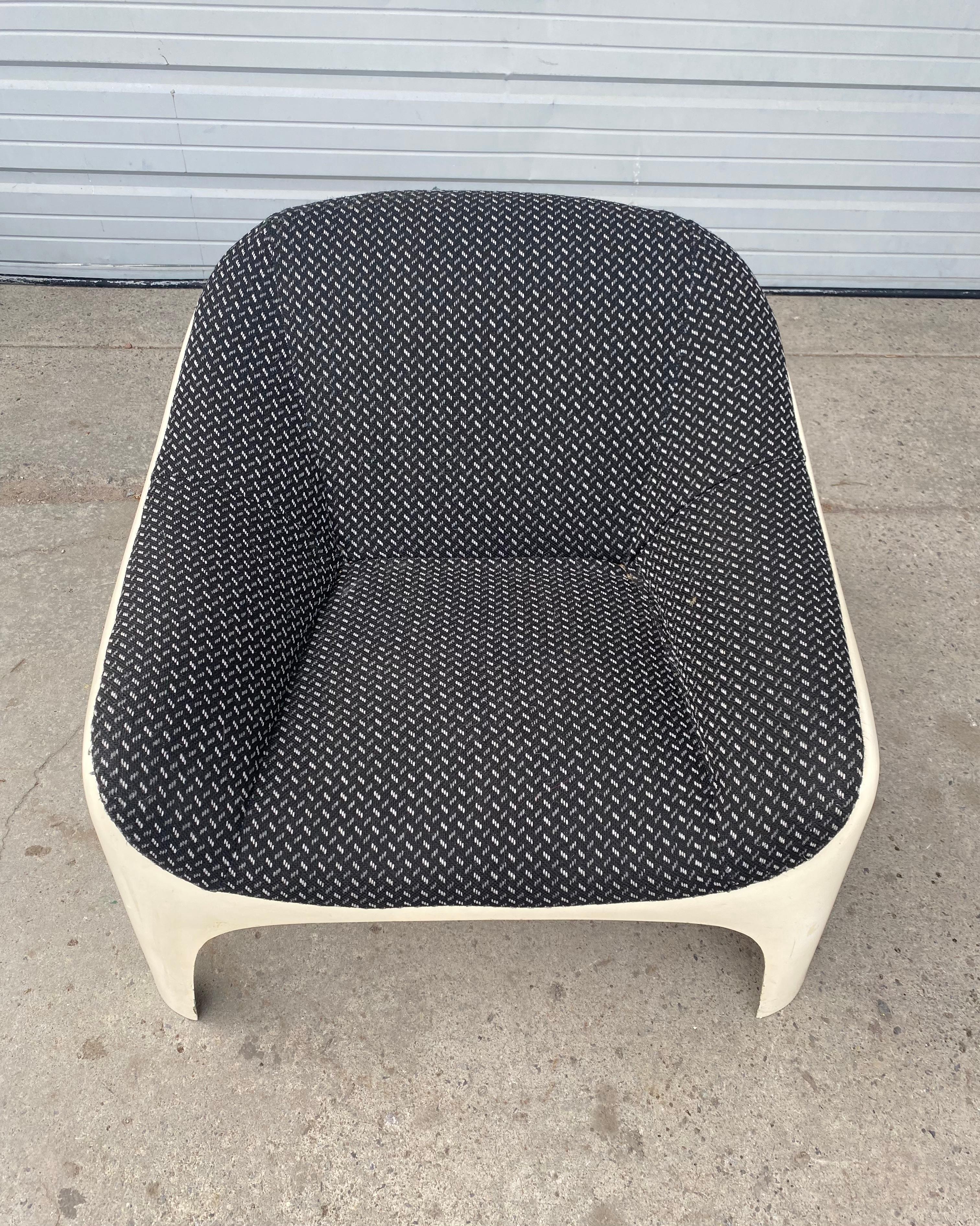 Molded Rare Sergio Mazza Lounge Chair for Artemide For Sale