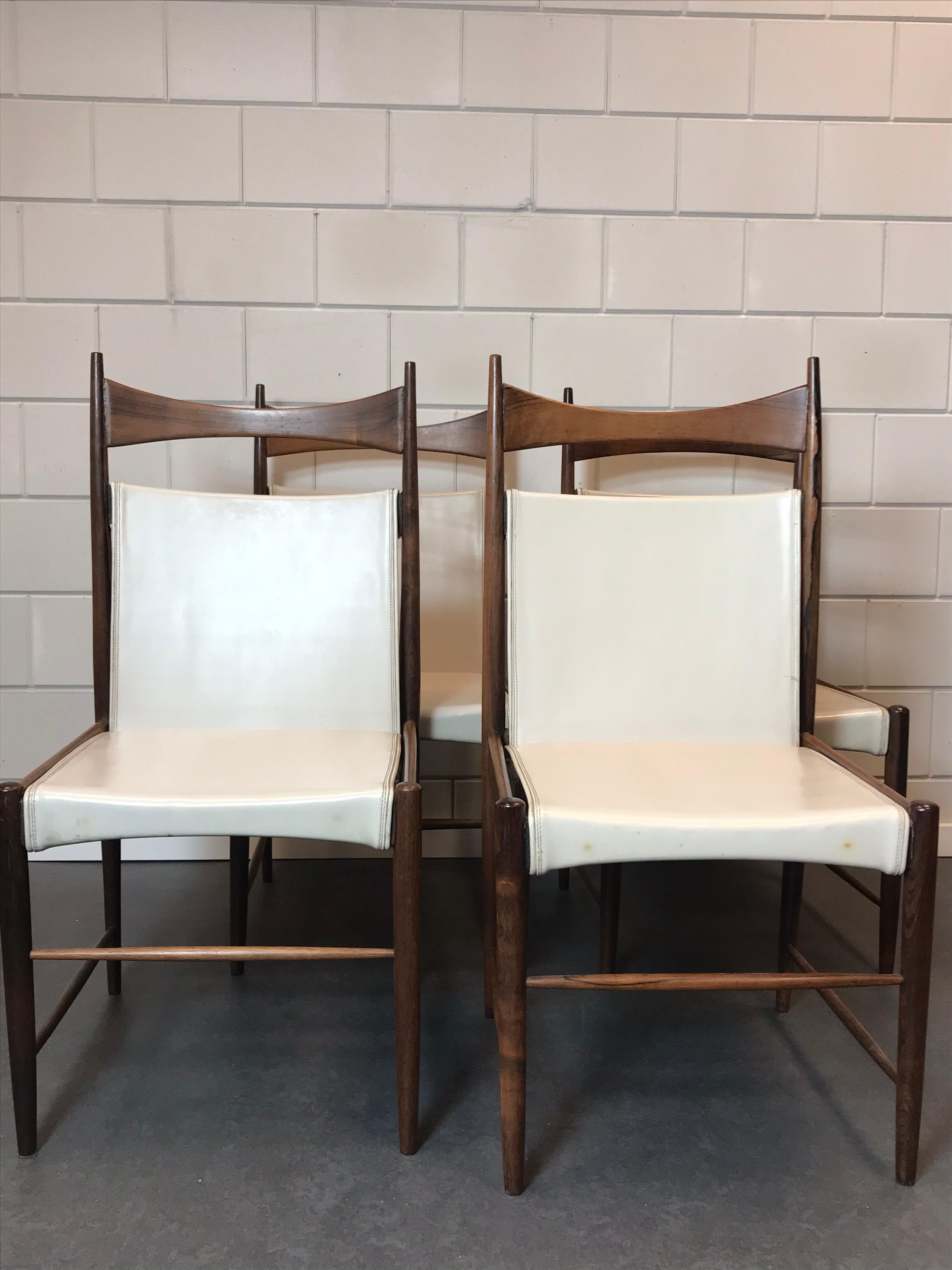 Brésilien Rare Sergio Rodrigues Cantu Dining Chairs en vente