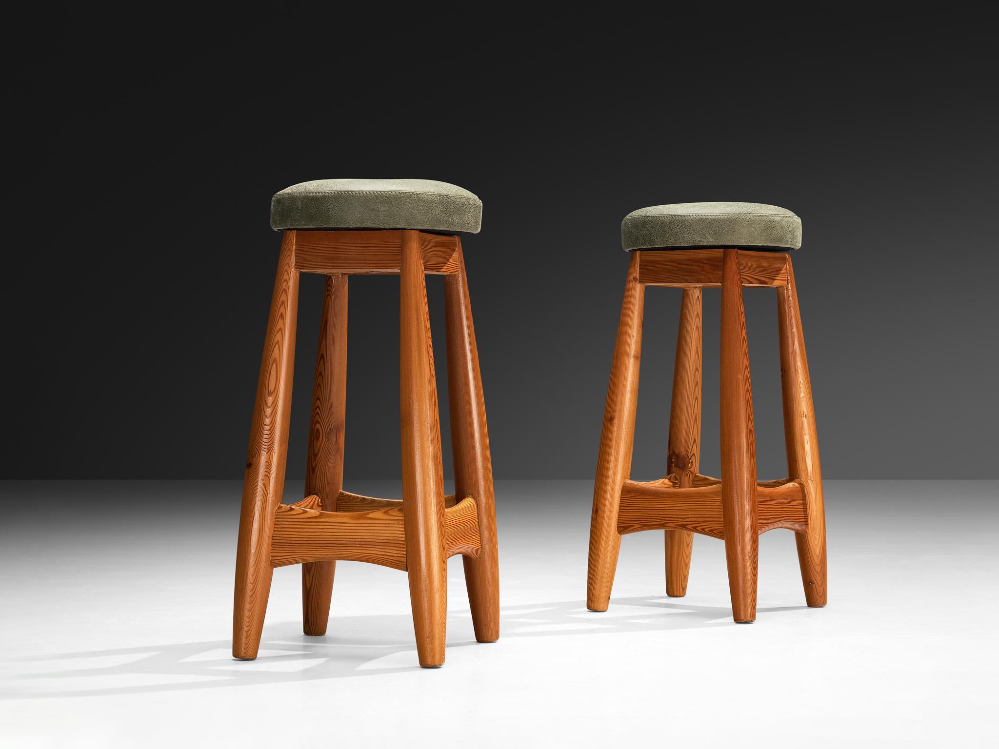 Rare Sergio Rodrigues for ISA Bergamo 'Sheriff' Barstools in Solid Pine 1