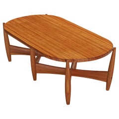 Sergio Rodrigues pour ISA Bergamo table basse « Sheriff » en pin massif rare