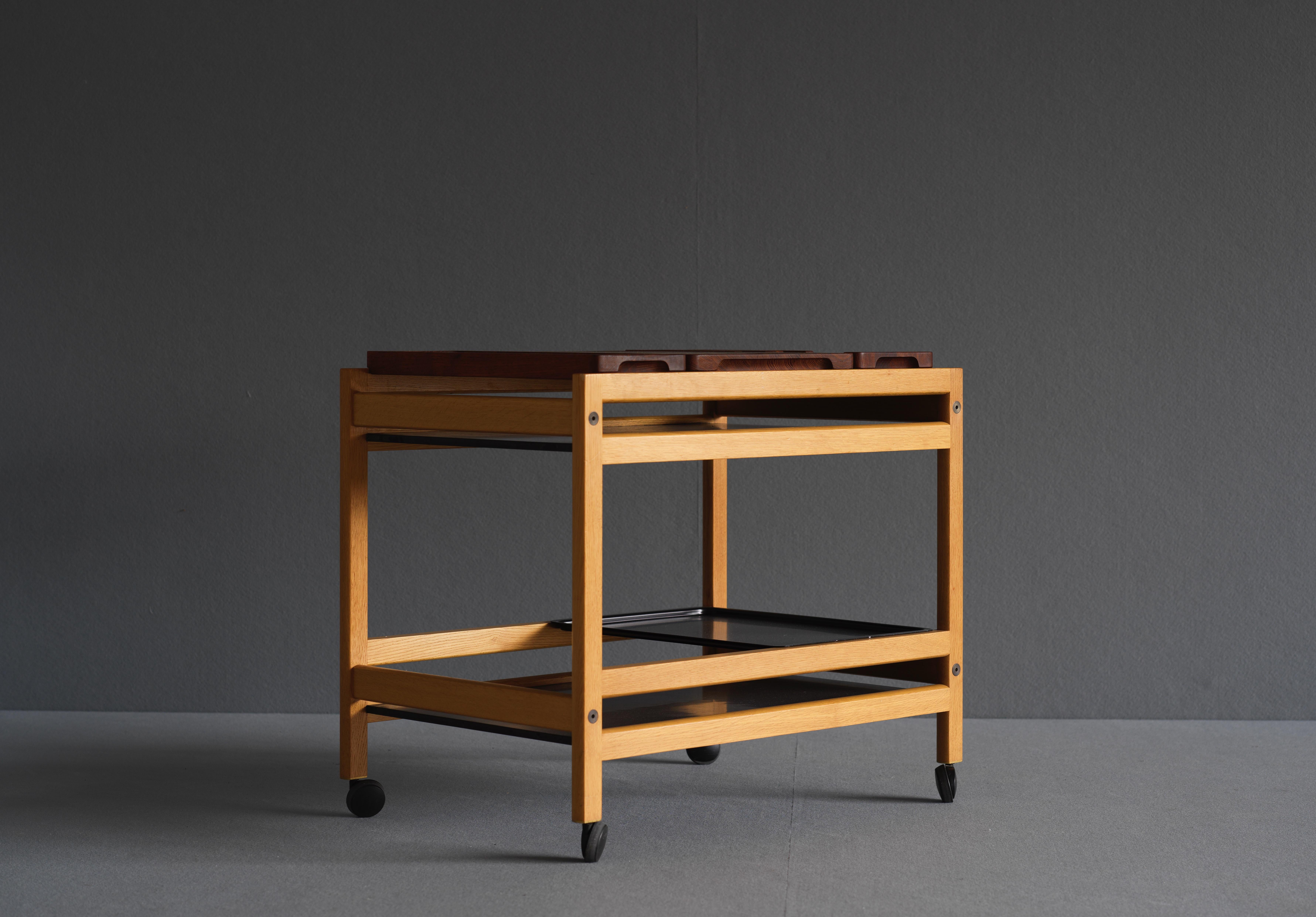 Mid-Century Modern Rare Serving Trolley by Borge Mogensen for Fredericia For Sale