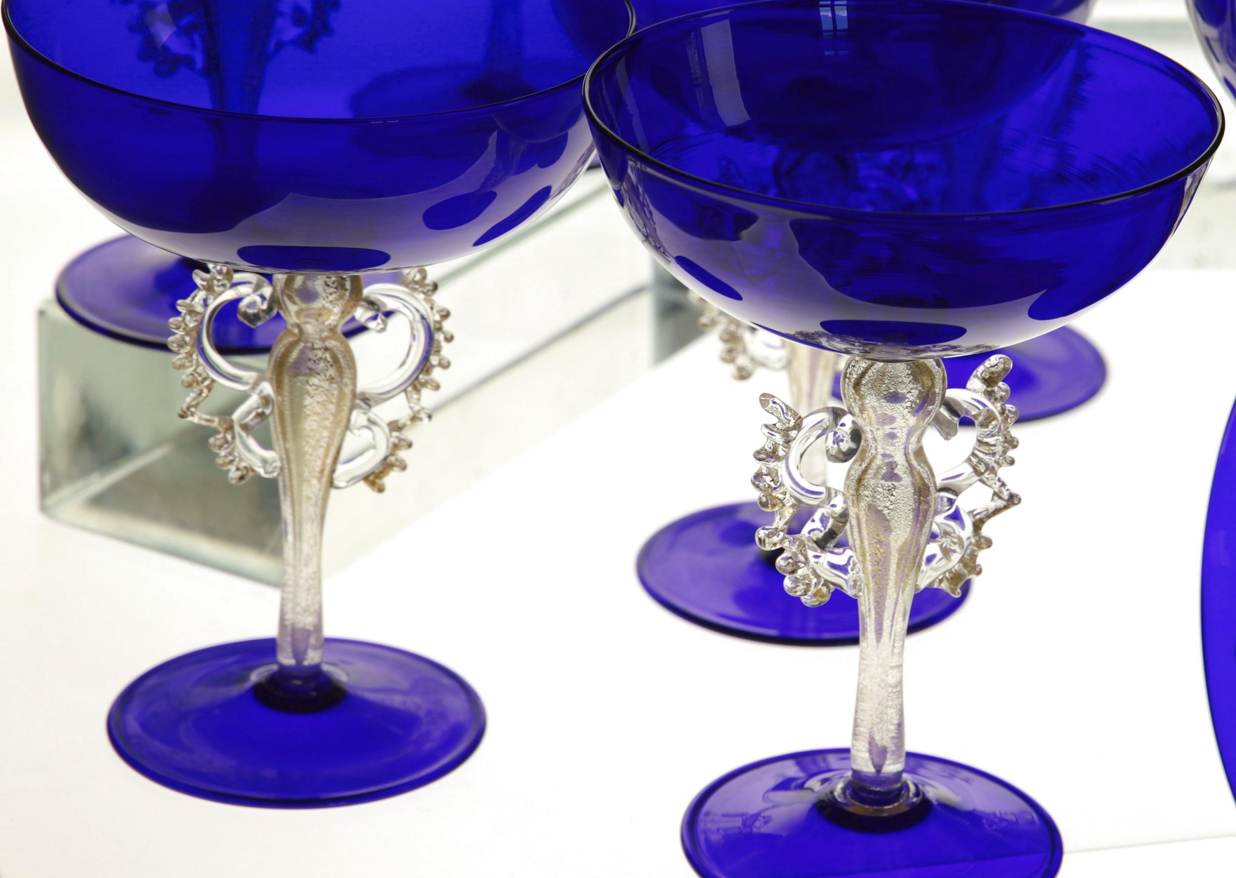 Rare Set, 12 Cenedese Champagne Goblets, Murano Cobalt Glass Gold Accent, Signed For Sale 10