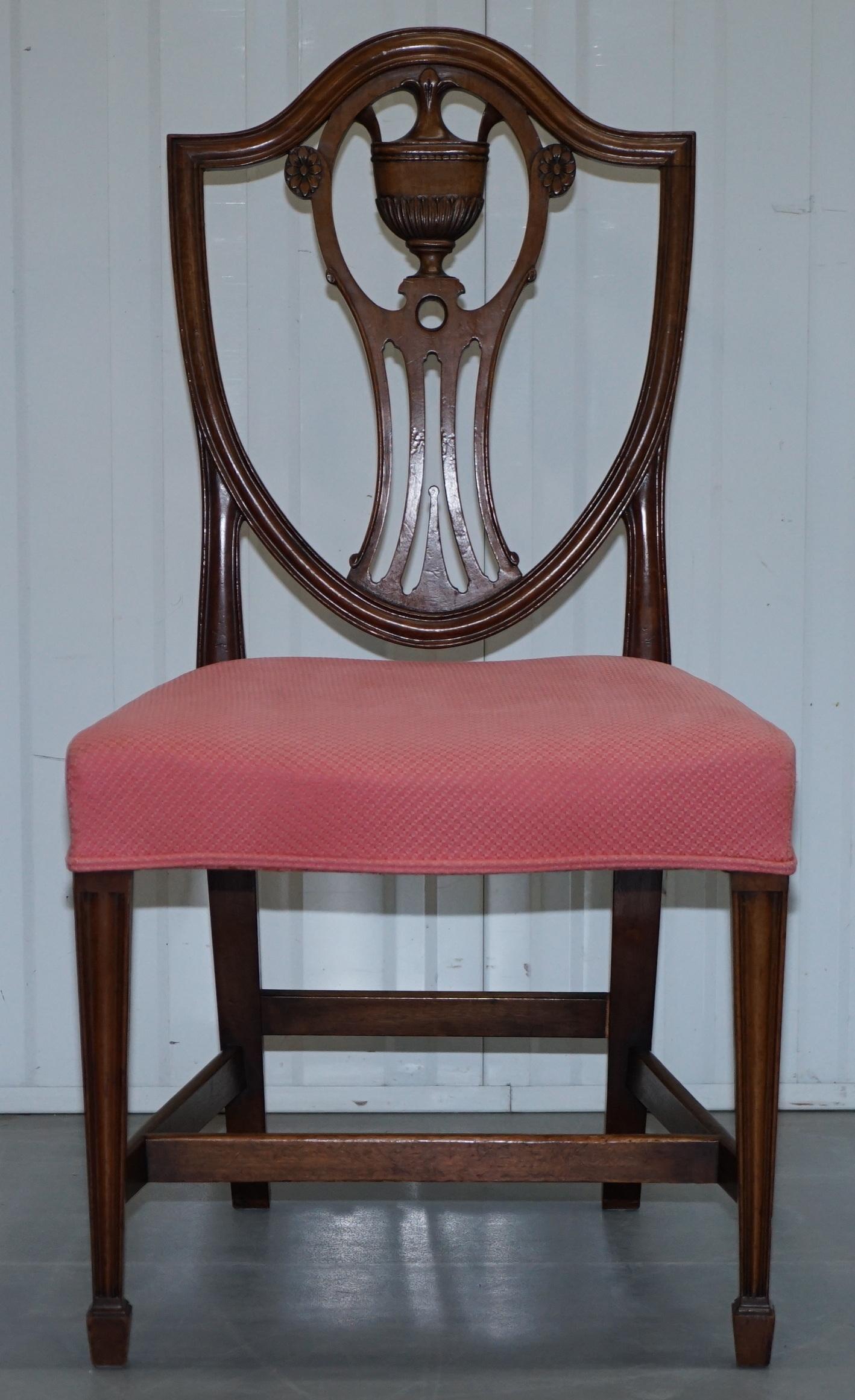 Georgian Rare Set of 10 Gillow & Co Lancaster London Sheraton Shield Back Dining Chairs