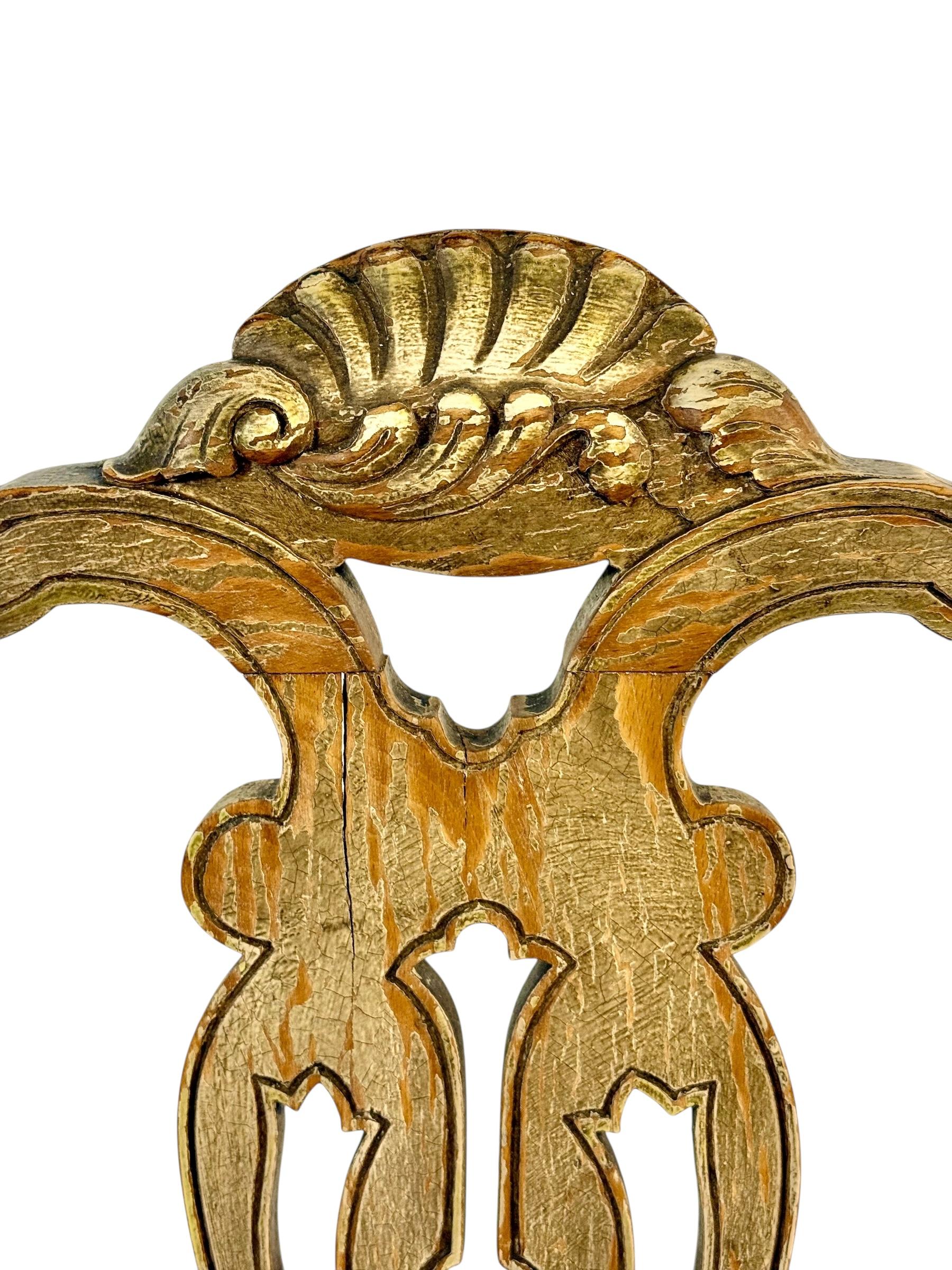 Rare ensemble de 10 chaises de salle à manger rococo italiennes à la patine vieillie, c.1800 en vente 13