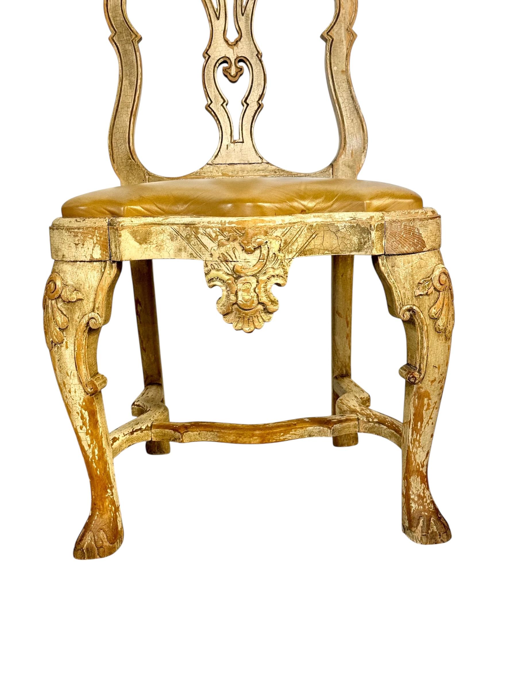 Rare ensemble de 10 chaises de salle à manger rococo italiennes à la patine vieillie, c.1800 en vente 2