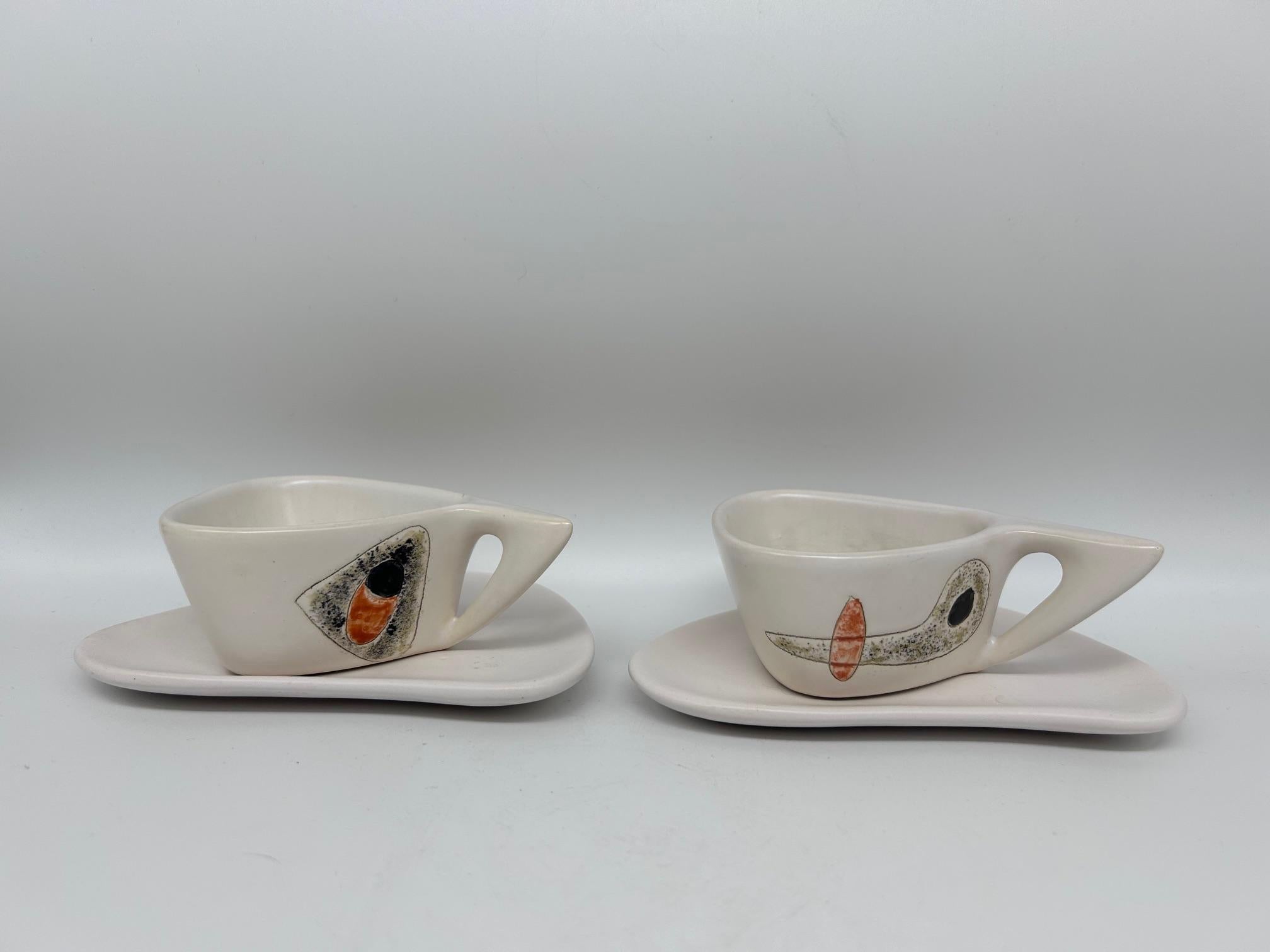 Mid-Century Modern rare set of  11 cups from Peter and Denise Orlando  For Sale