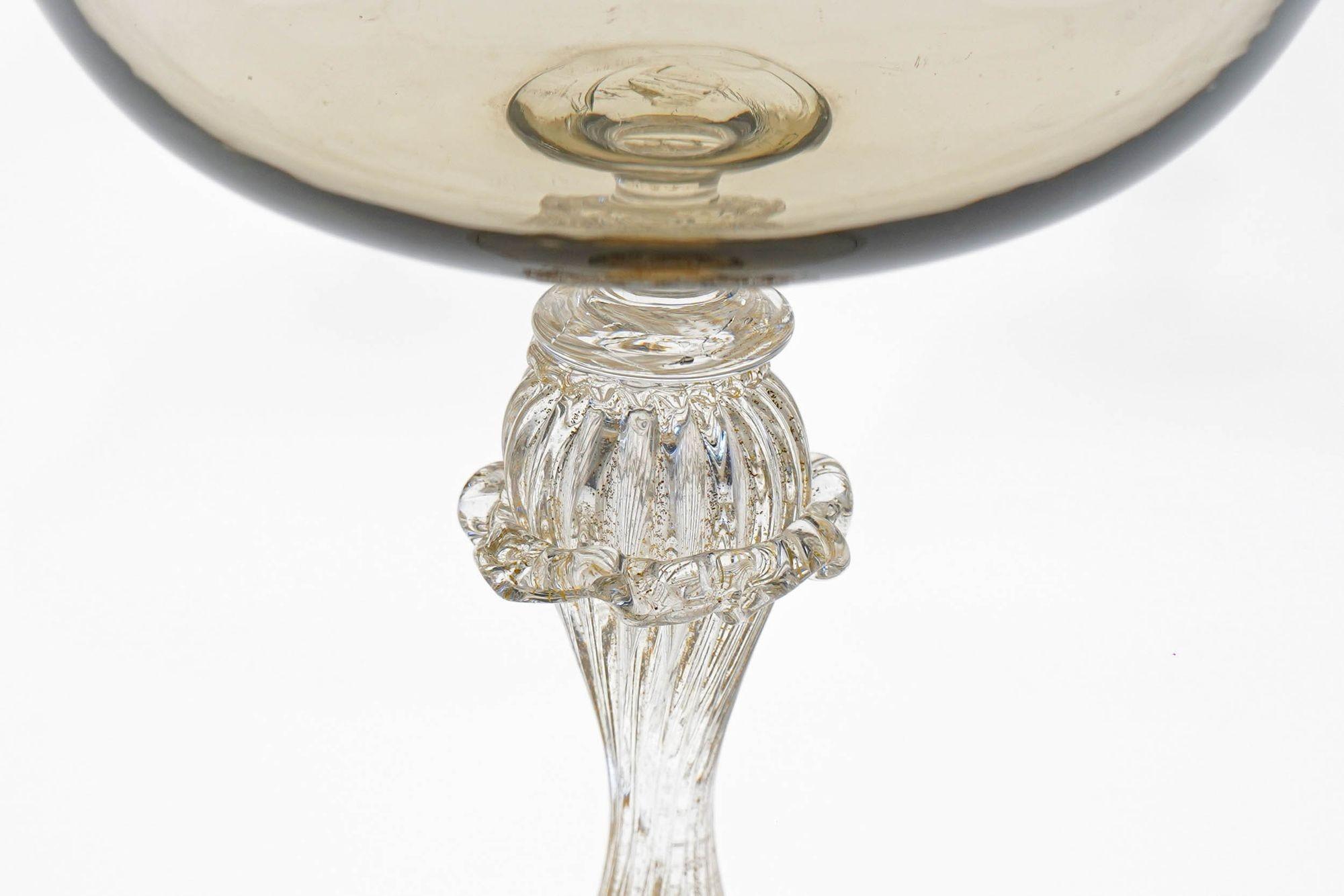 Raro set di 12 bicchieri da champagne classici Cenedese in oro e fumo. Unico in vendita 2