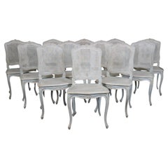 Rare ensemble de 12 chaises de salle à manger françaises Louis XV Country French Cane 