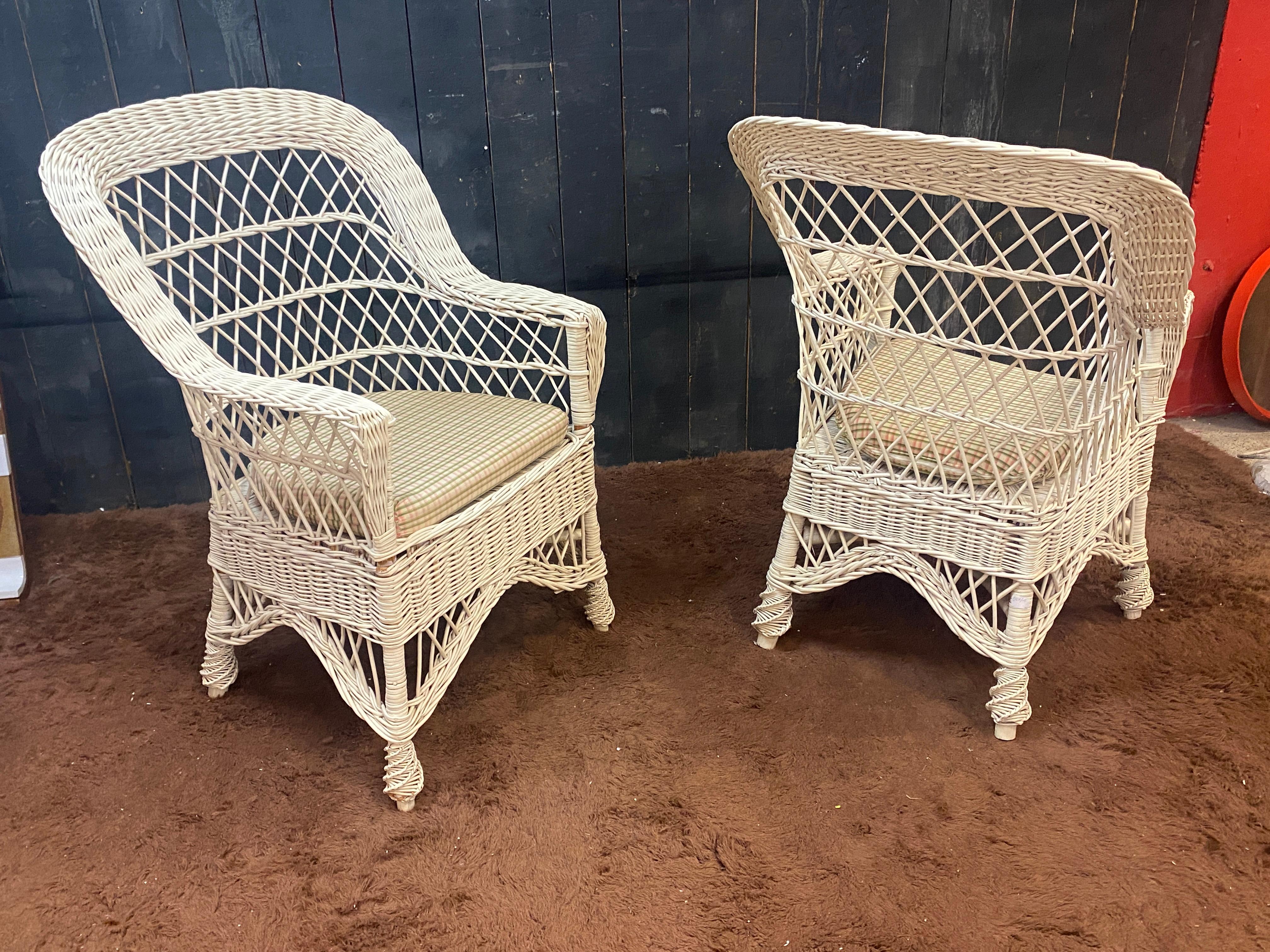 Rare ensemble de 10 fauteuils de véranda en rotin circa 1970/1980 Très bon état d'usage en vente 3