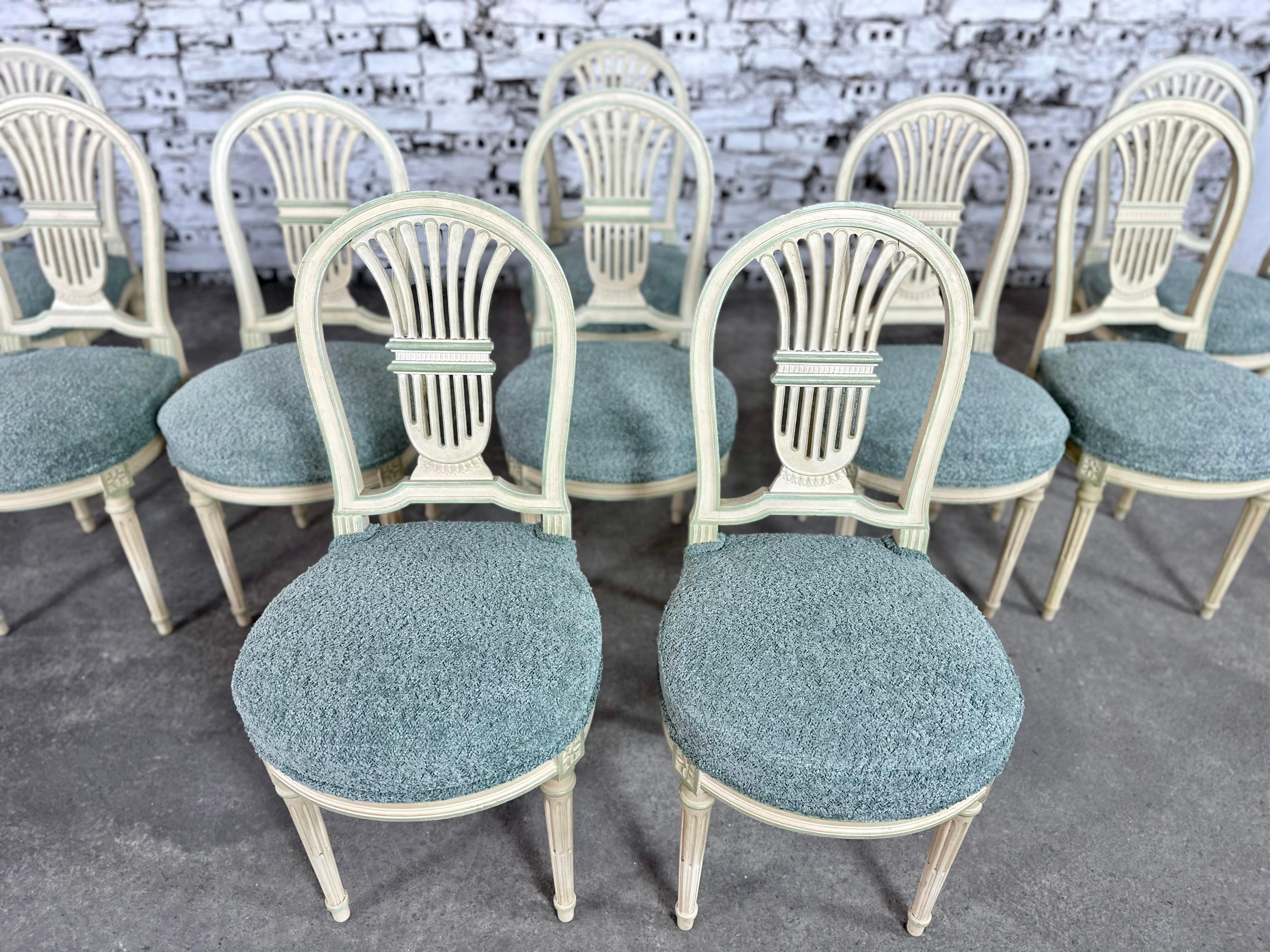 Rare Set of 12 Renewed Louis XVI Baloon Dining Chairs In Good Condition In Bridgeport, CT