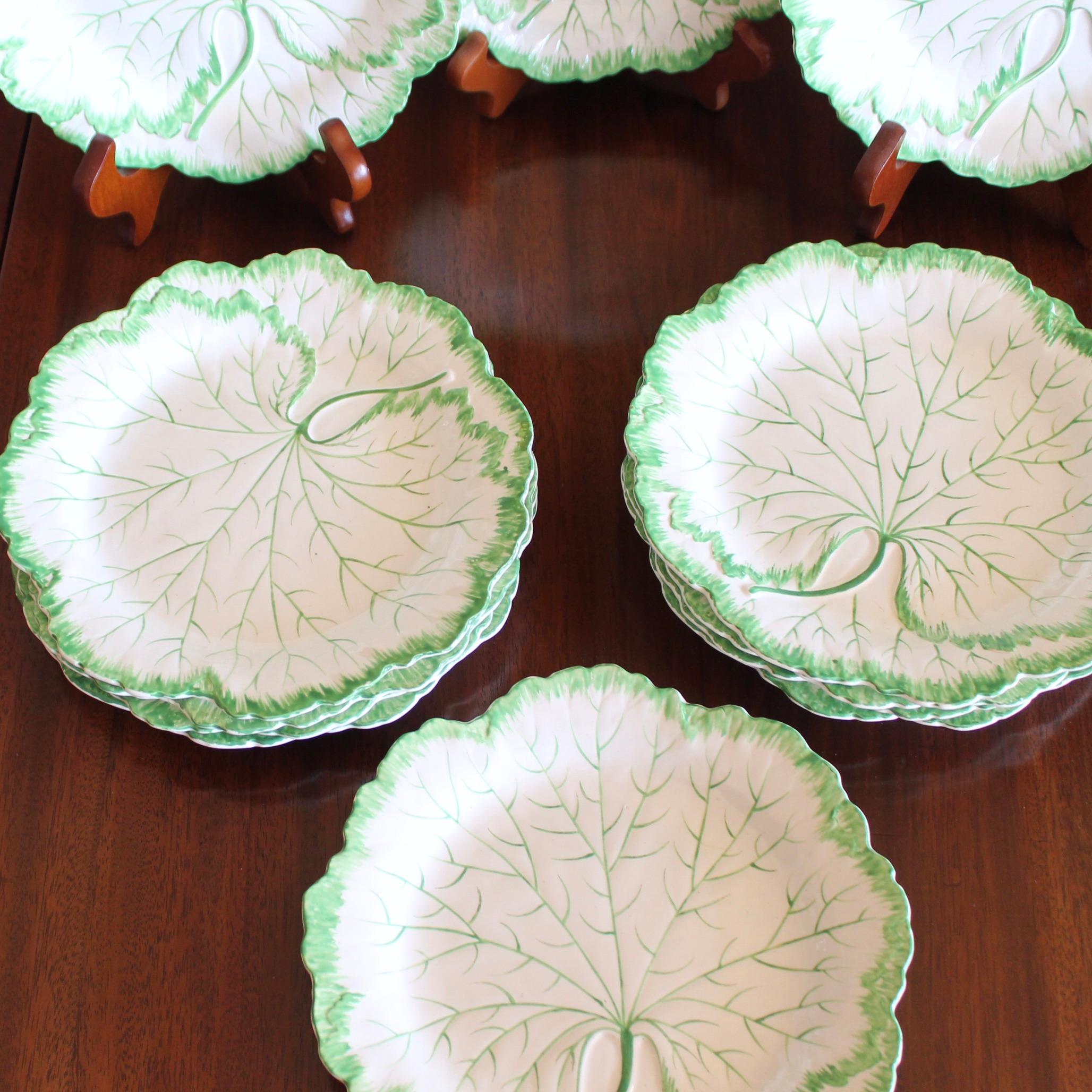 Georgian Rare Set Of 12 Wedgwood White Majolica Geranium Leaf Dessert Plates