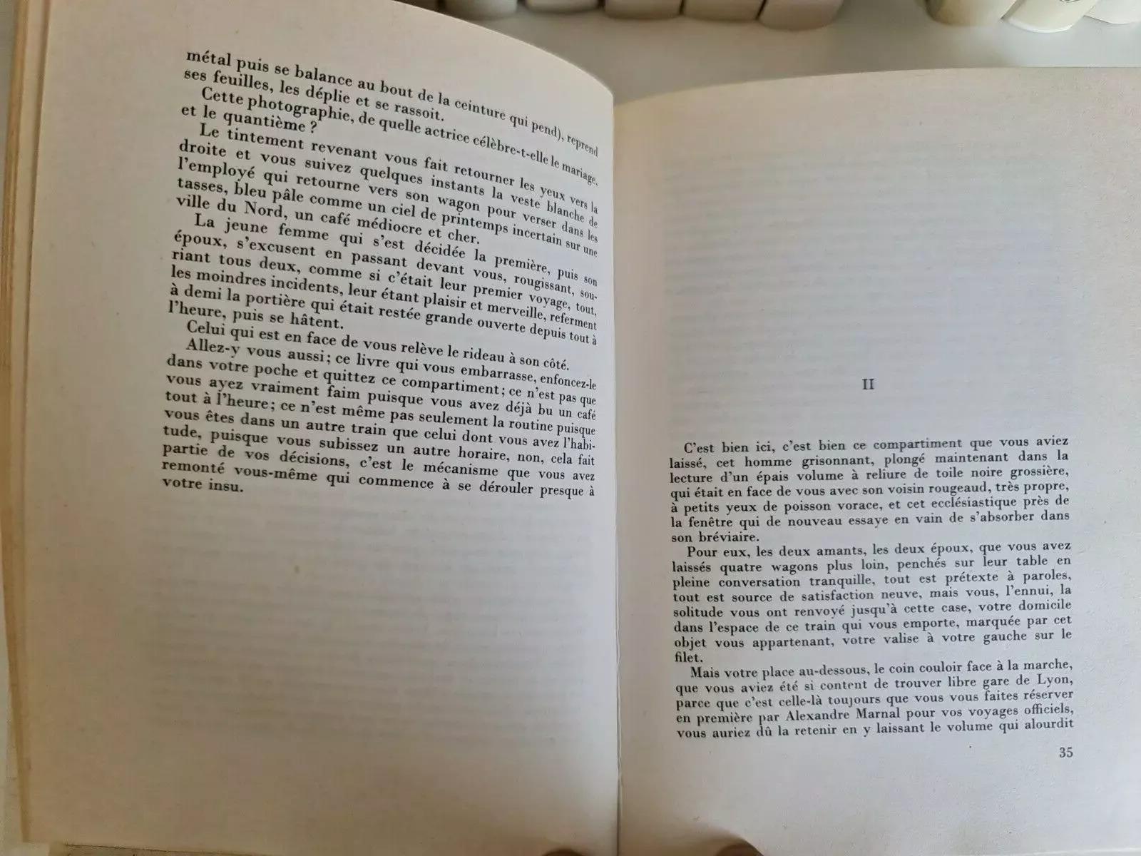 This remarkable collection features 14 vintage books from Editions Le Club de la Femme and Cercle du Bibliophile, spanning influential 20th-century French literature. Featuring renowned authors such as Michel Butor, François Mauriac, and Colette,