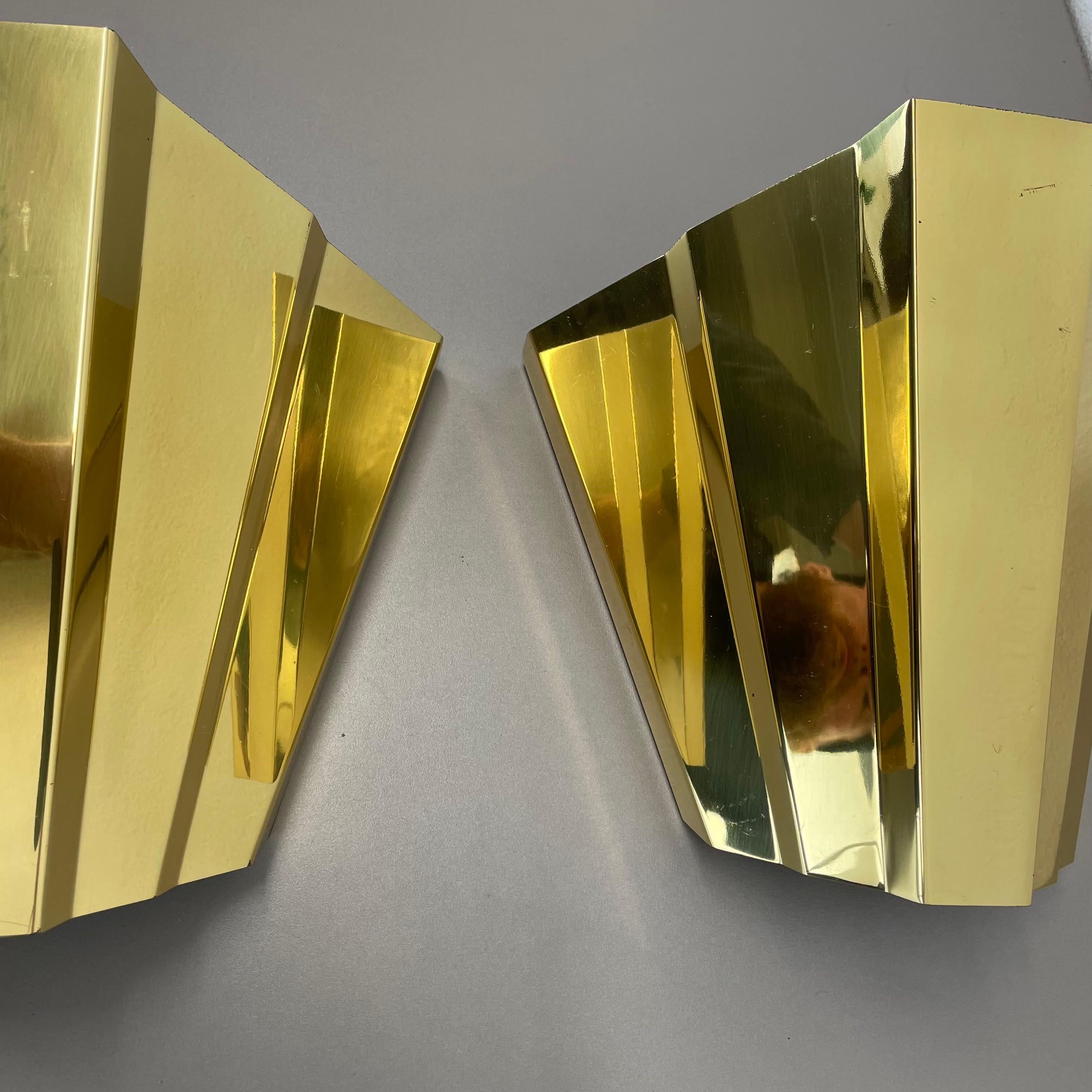 raro juego de 2 apliques CUBIC de latón macizo by EGOLUCE, Italia años 80 en venta 9