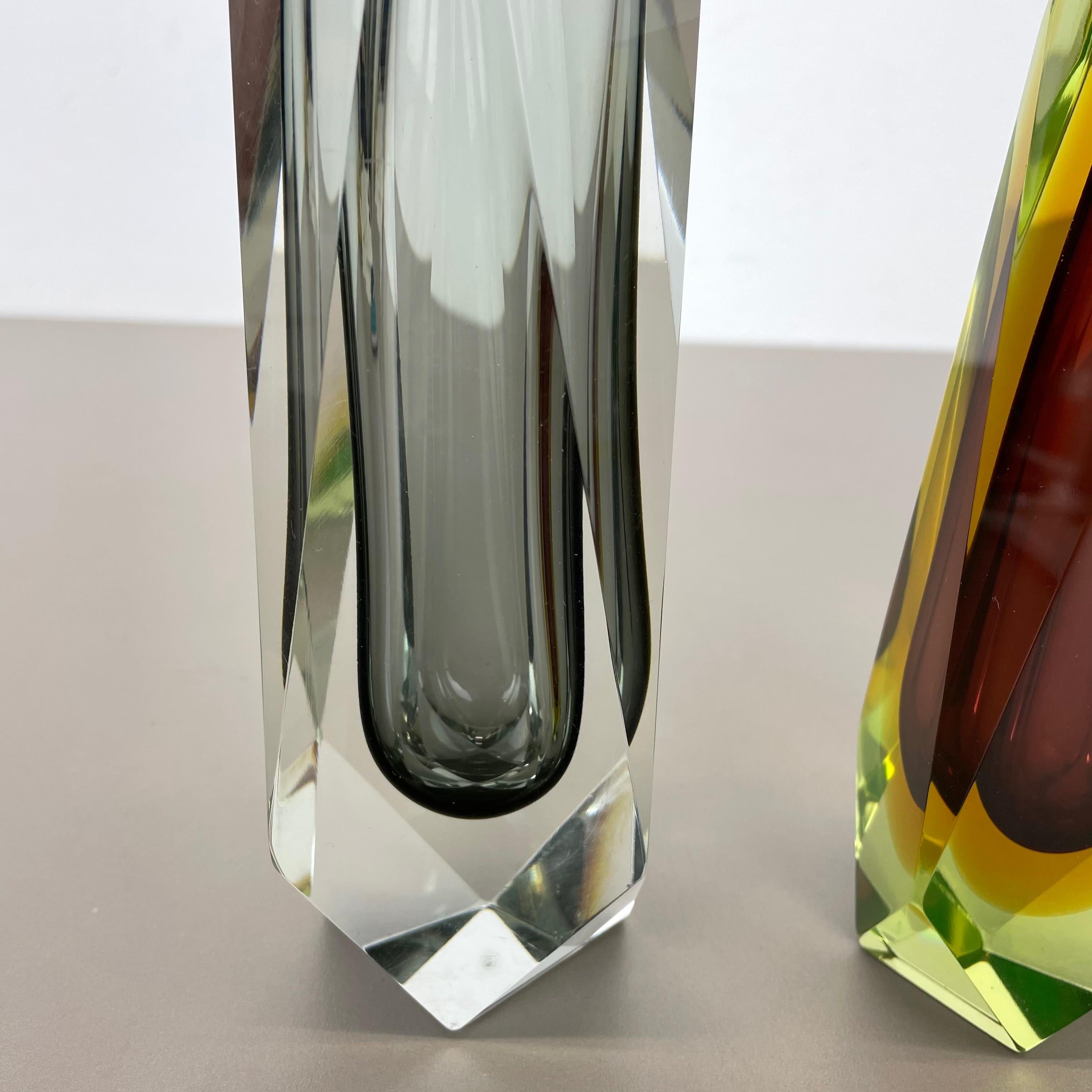 Rare Set of 2 Faceted Murano Glass Sommerso Vases, Italy, 1970s For Sale 1