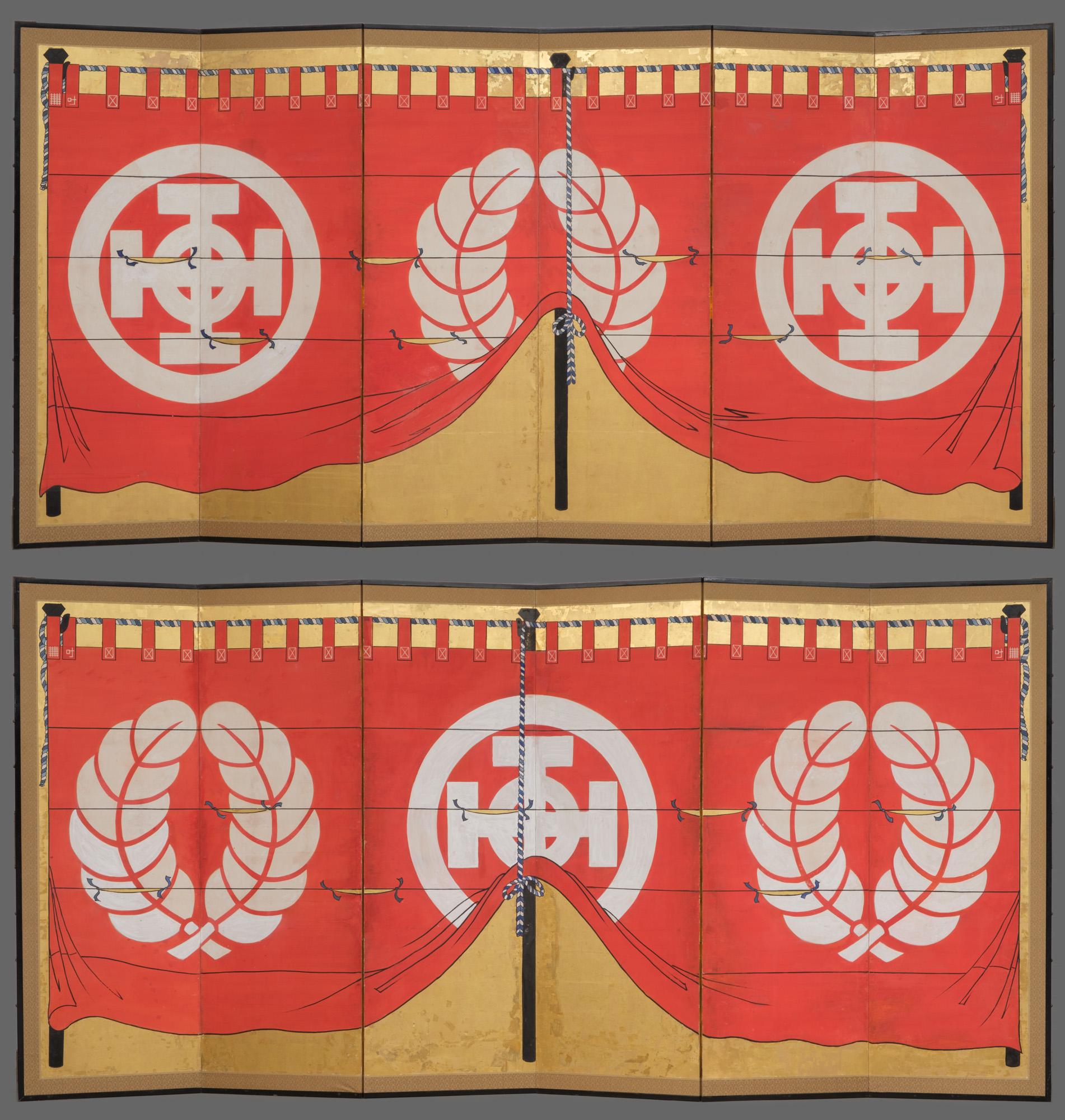Japonais Rare ensemble de 2 costumes d'honneur japonais, complétés par 2 paravents assortis