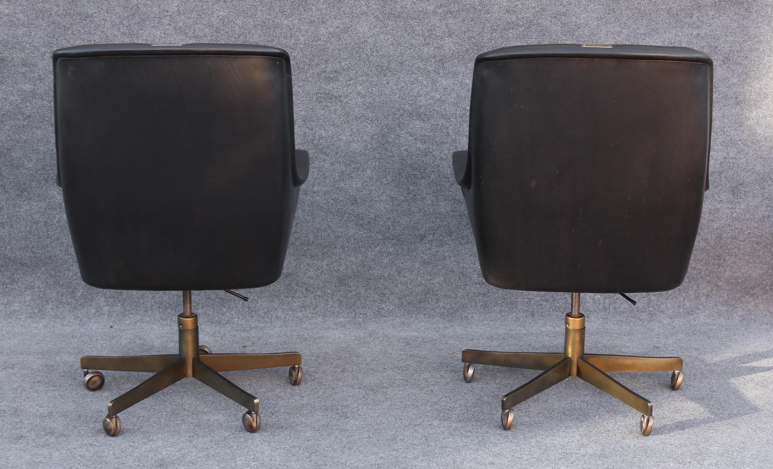 Rare Set of 24 Ward Bennett for Brickel Custom Executive Leather & Brass Chairs For Sale 3