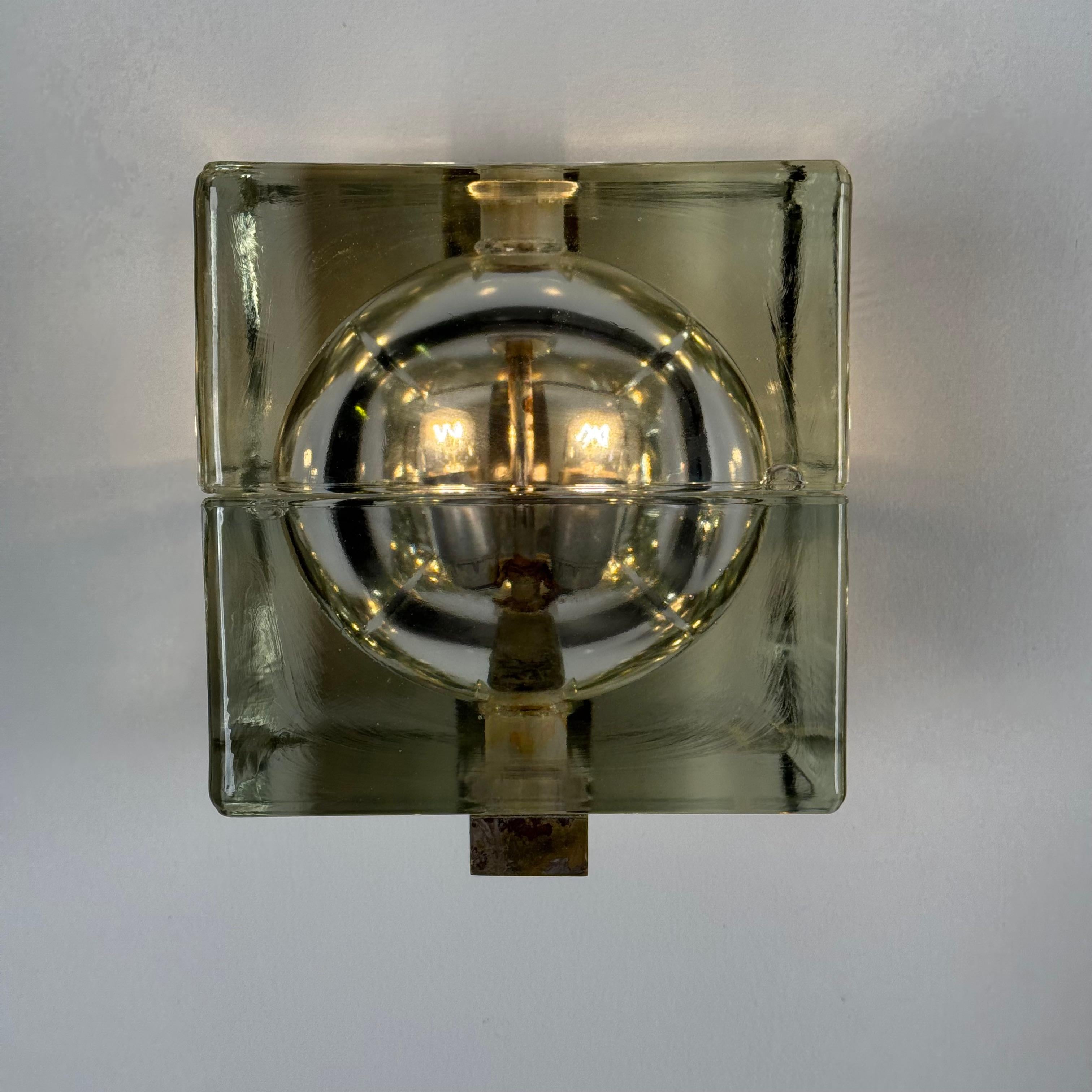 Rare Set of 3 “Cubosfera” Wall Lights by Alessandro Mendini for Fidenza Vetraria en venta 1