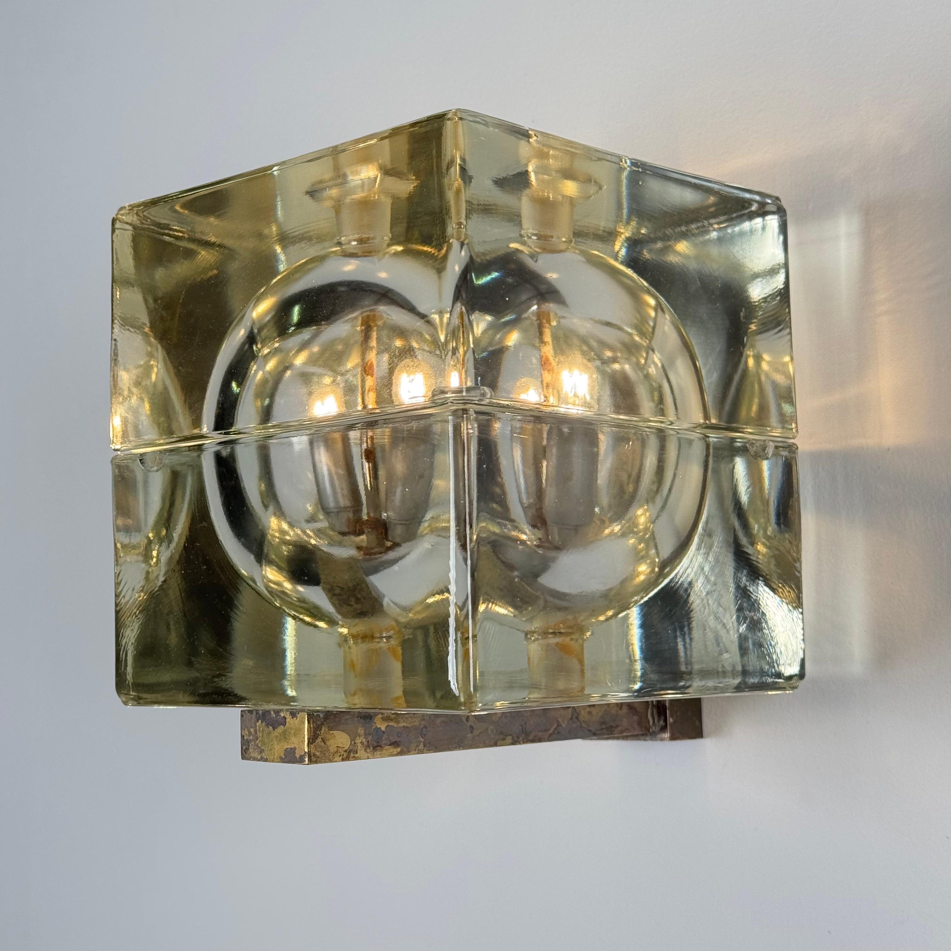 Rare Set of 3 “Cubosfera” Wall Lights by Alessandro Mendini for Fidenza Vetraria en venta 9
