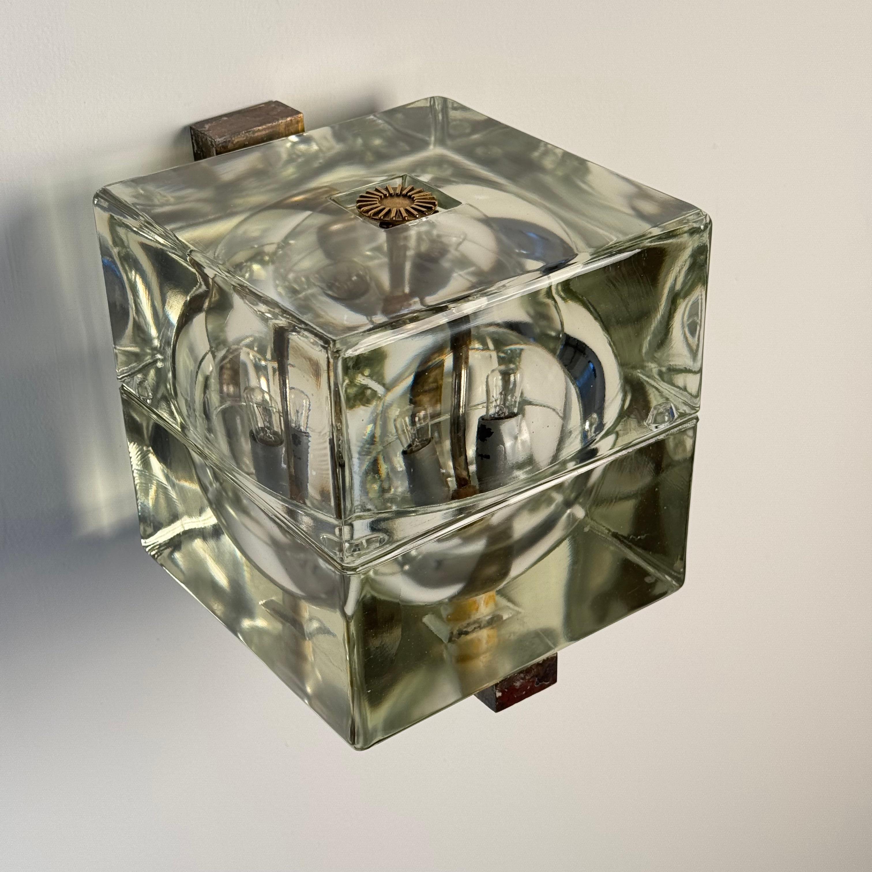 Rare Set of 3 “Cubosfera” Wall Lights by Alessandro Mendini for Fidenza Vetraria en venta 10