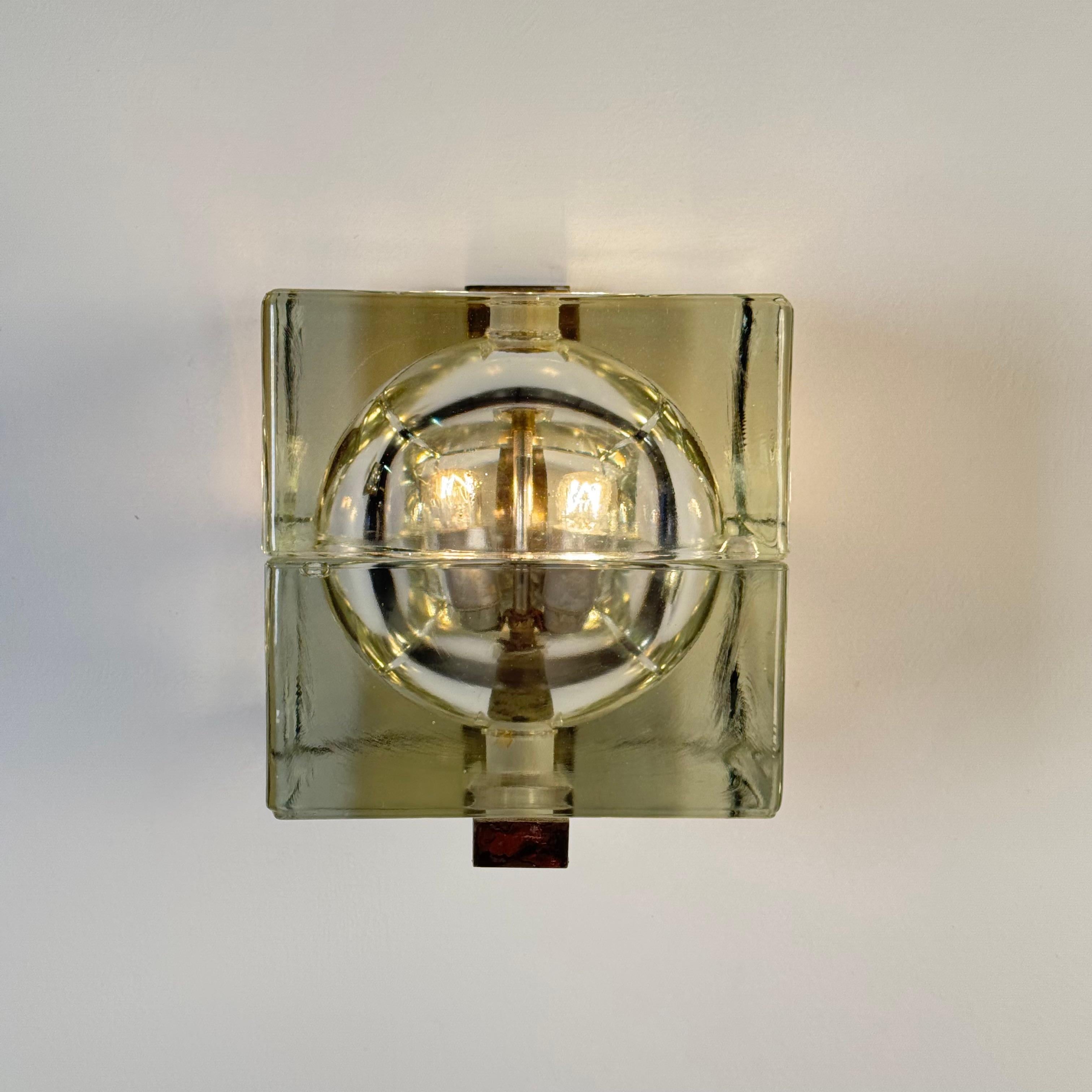 Rare Set of 3 “Cubosfera” Wall Lights by Alessandro Mendini for Fidenza Vetraria en Bueno estado para la venta en Brescia, Brescia