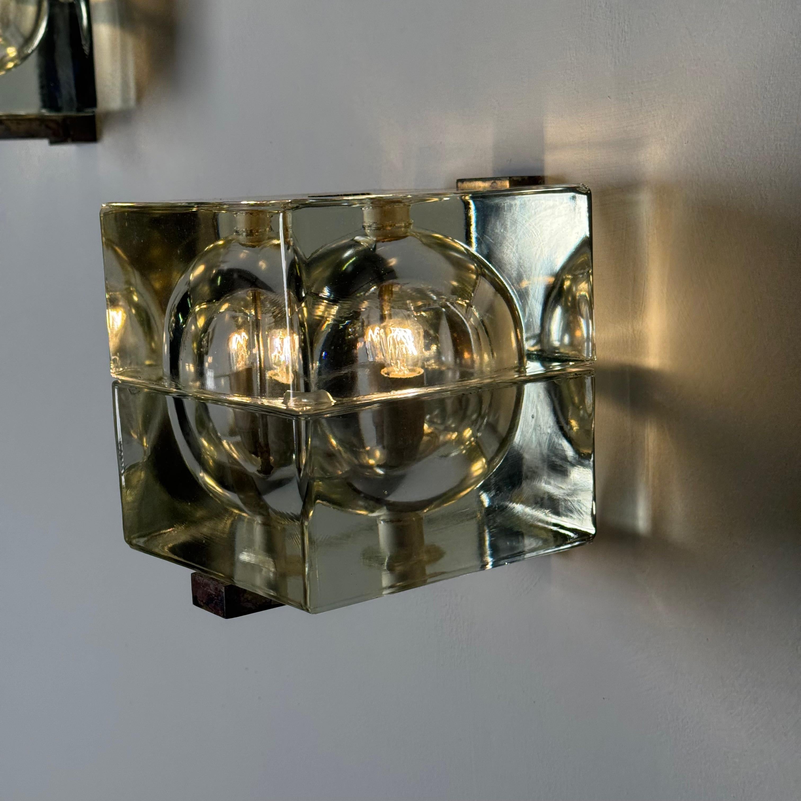 Rare Set of 3 “Cubosfera” Wall Lights by Alessandro Mendini for Fidenza Vetraria Metal en venta