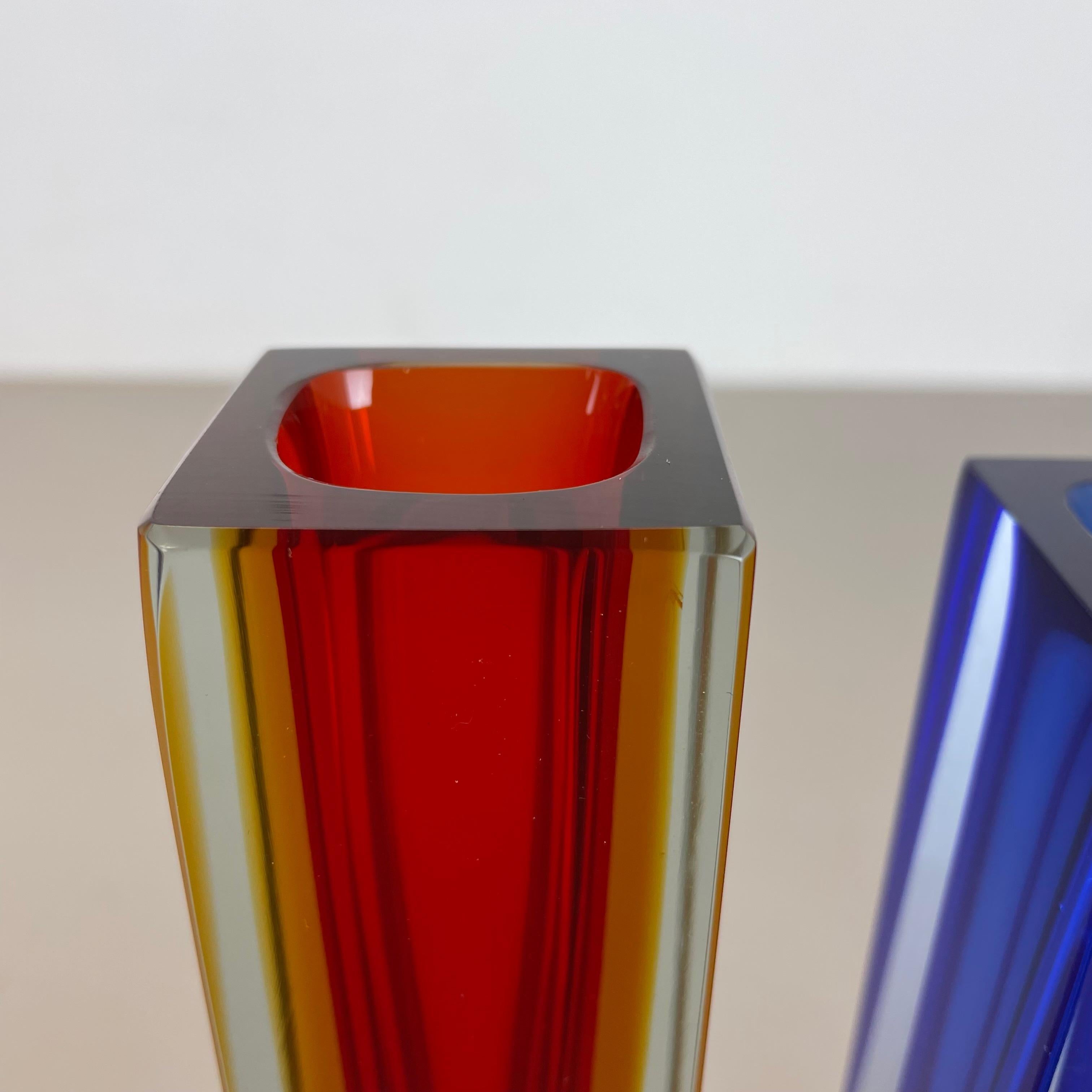 Rare Set of 3 Multicolor Faceted Murano Glass Sommerso Cube Vases, Italy, 1970s For Sale 4
