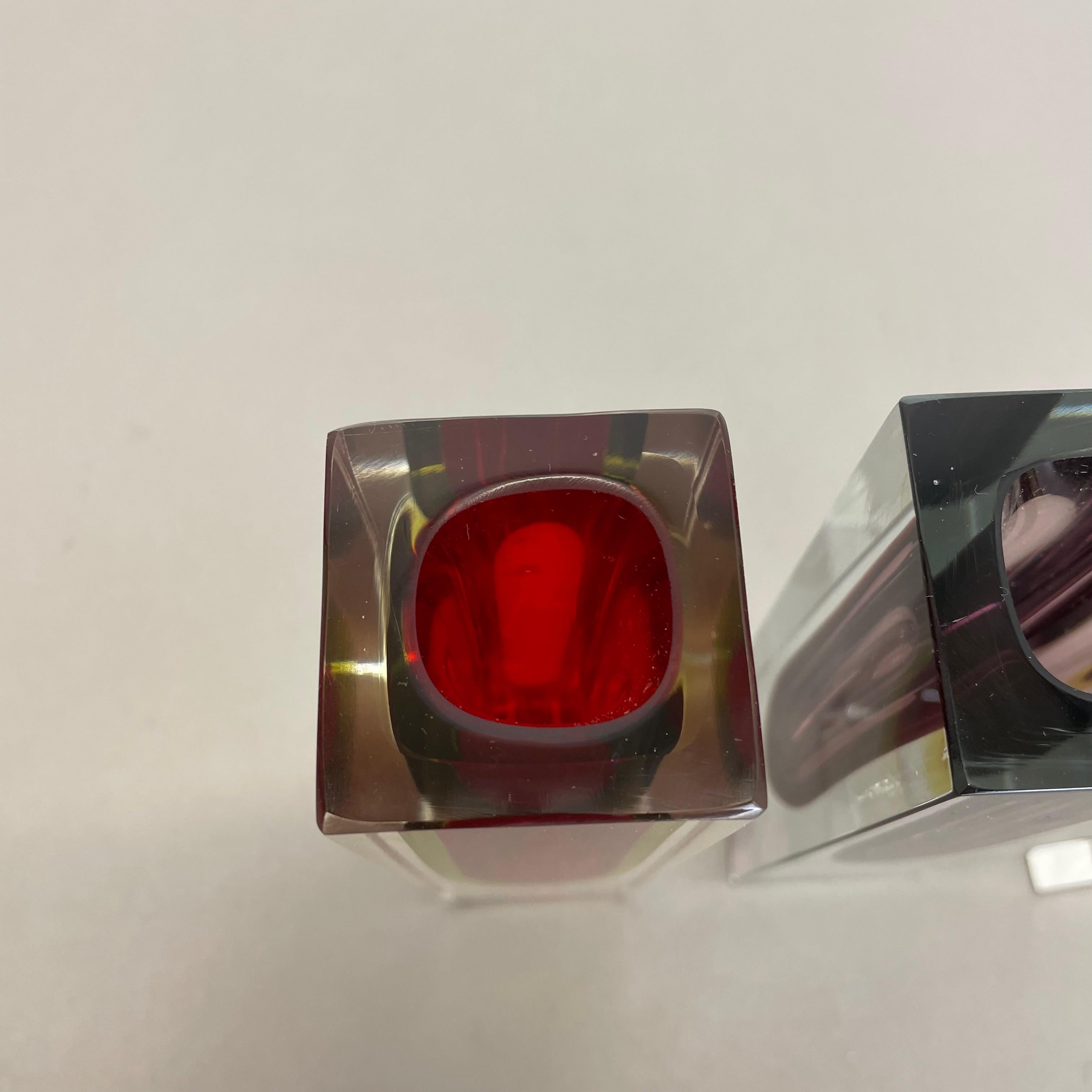 Raro set di 3 vasi a cubo sfaccettati multicolore in Murano Glass Sommerso, Italia, anni '70 in vendita 7