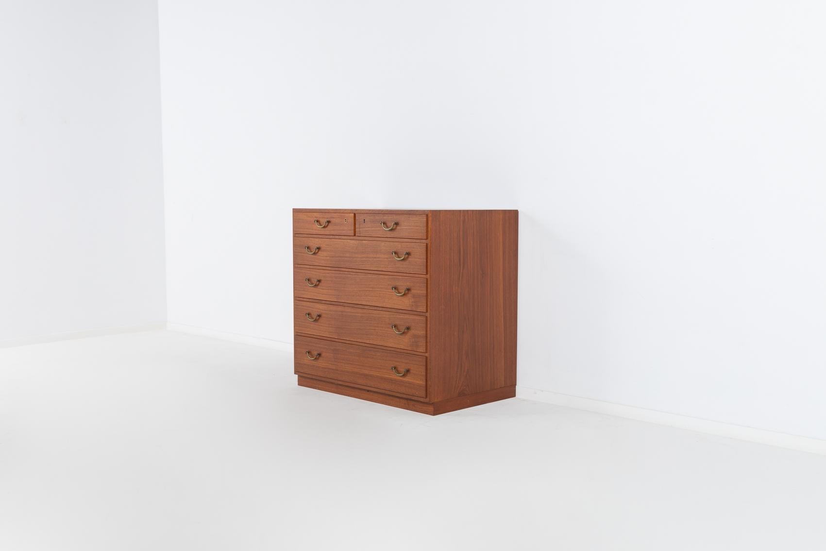 Rare set of 3 teak cabinets by Tove & Edvard Kindt-Larsen for Thorald Madsens For Sale 5