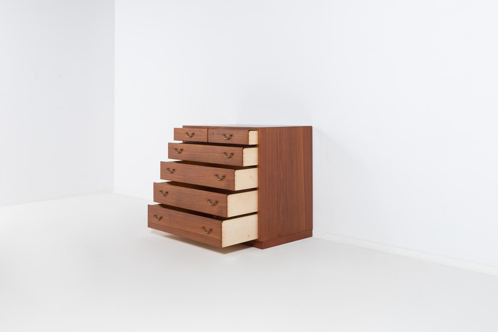 Rare set of 3 teak cabinets by Tove & Edvard Kindt-Larsen for Thorald Madsens For Sale 6