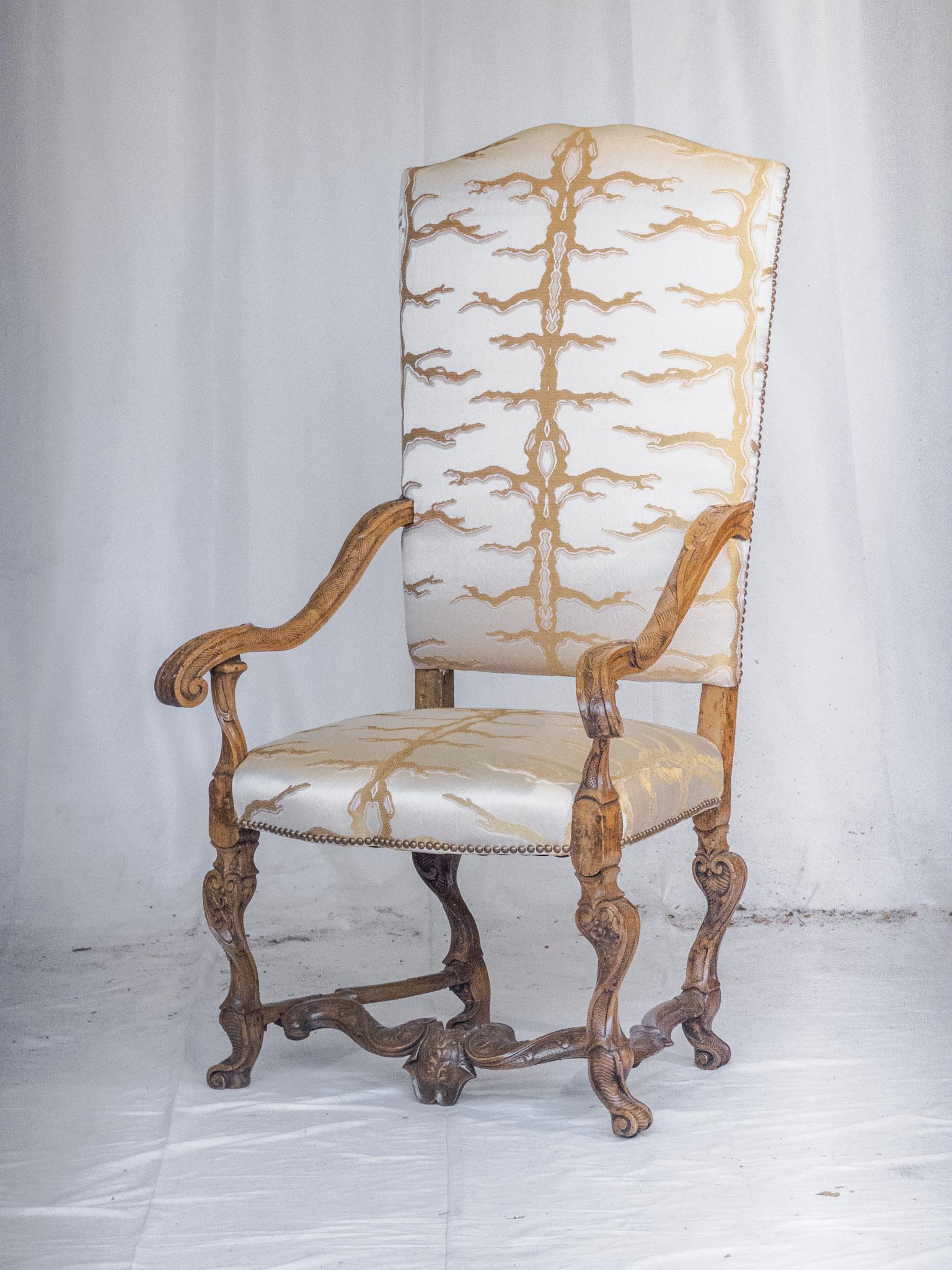 Rare Set of 4 19th Century Italian Baroque Carved Walnut Tall Arm Chairs For Sale 6