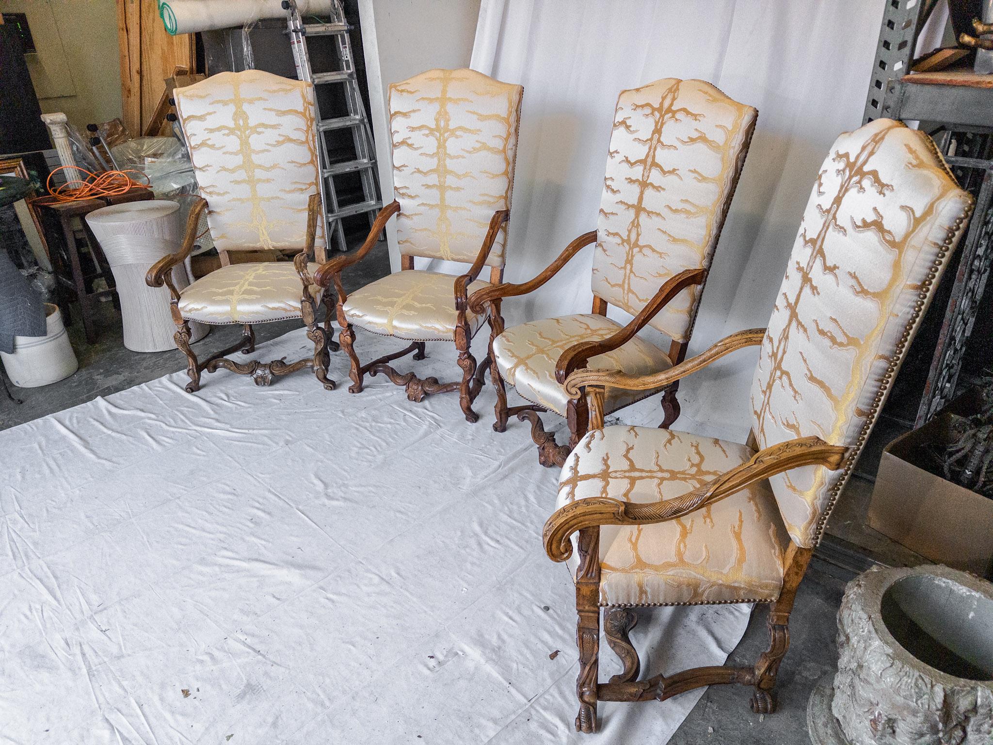 Rare Set of 4 19th Century Italian Baroque Carved Walnut Tall Arm Chairs In Good Condition For Sale In Houston, TX