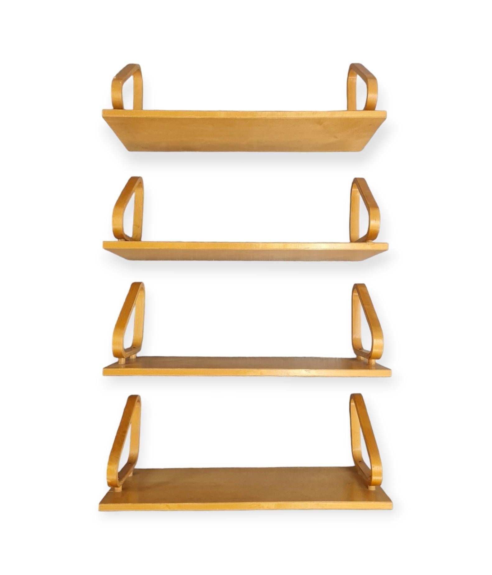 Rare Set of 4 Alvar Aalto Wall Shelves Model 112 with Pegs, 1930s.  For Sale 4