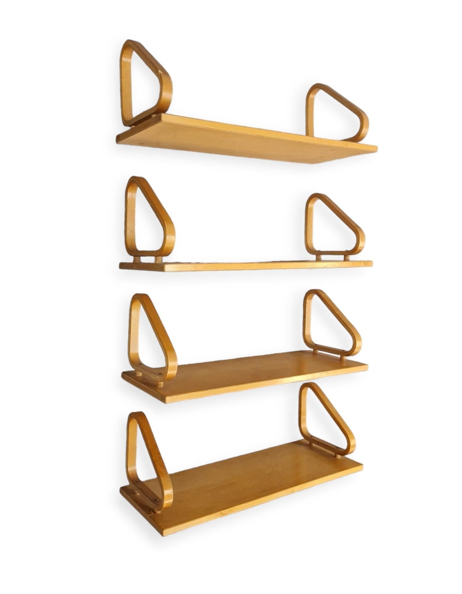 Rare Set of 4 Alvar Aalto Wall Shelves Model 112 with Pegs, 1930s.  For Sale 8