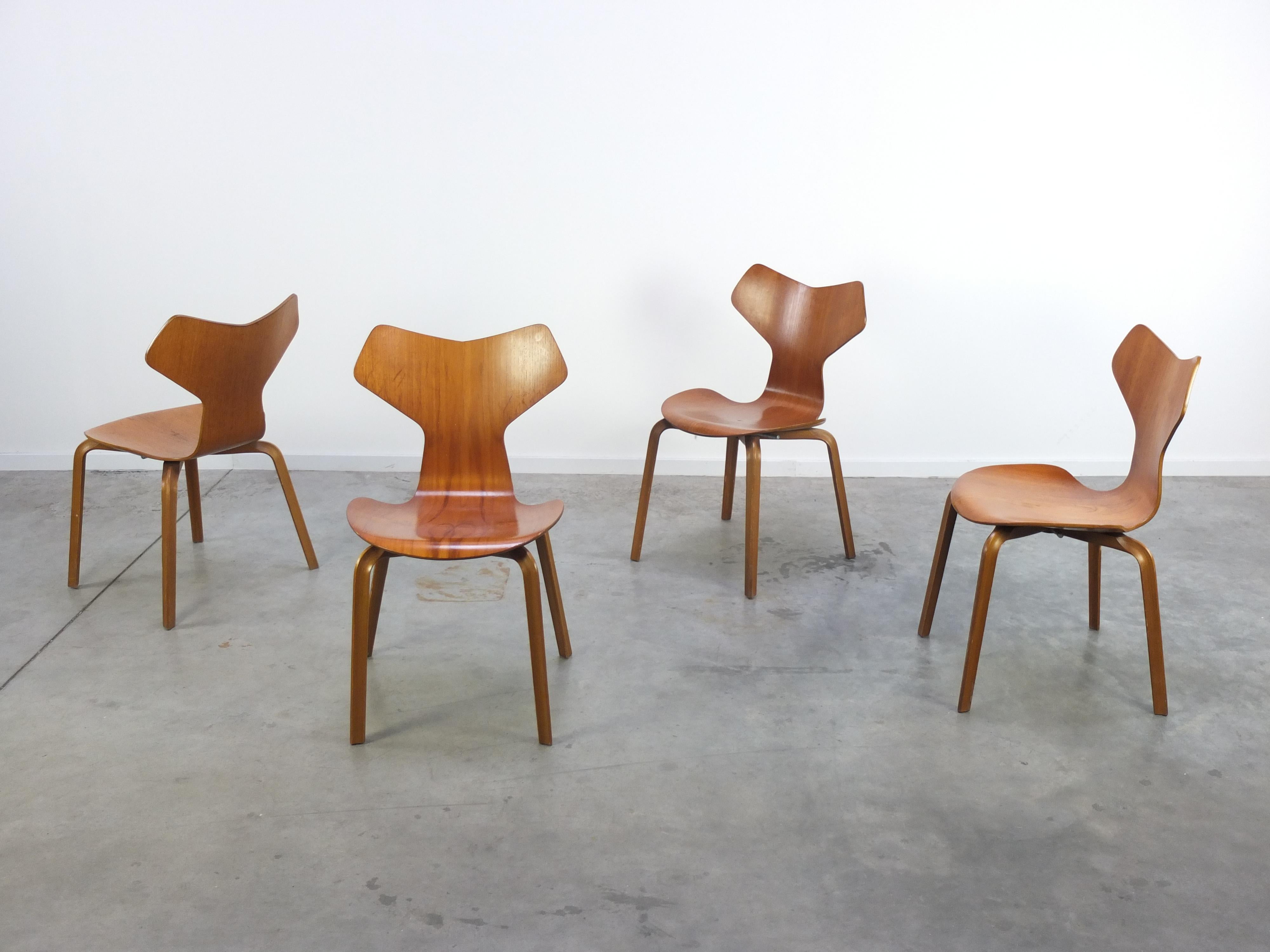 Danish Rare Set of 4 'Grand Prix' Dining Chairs by Arne Jacobsen for Fritz Hansen, 1957