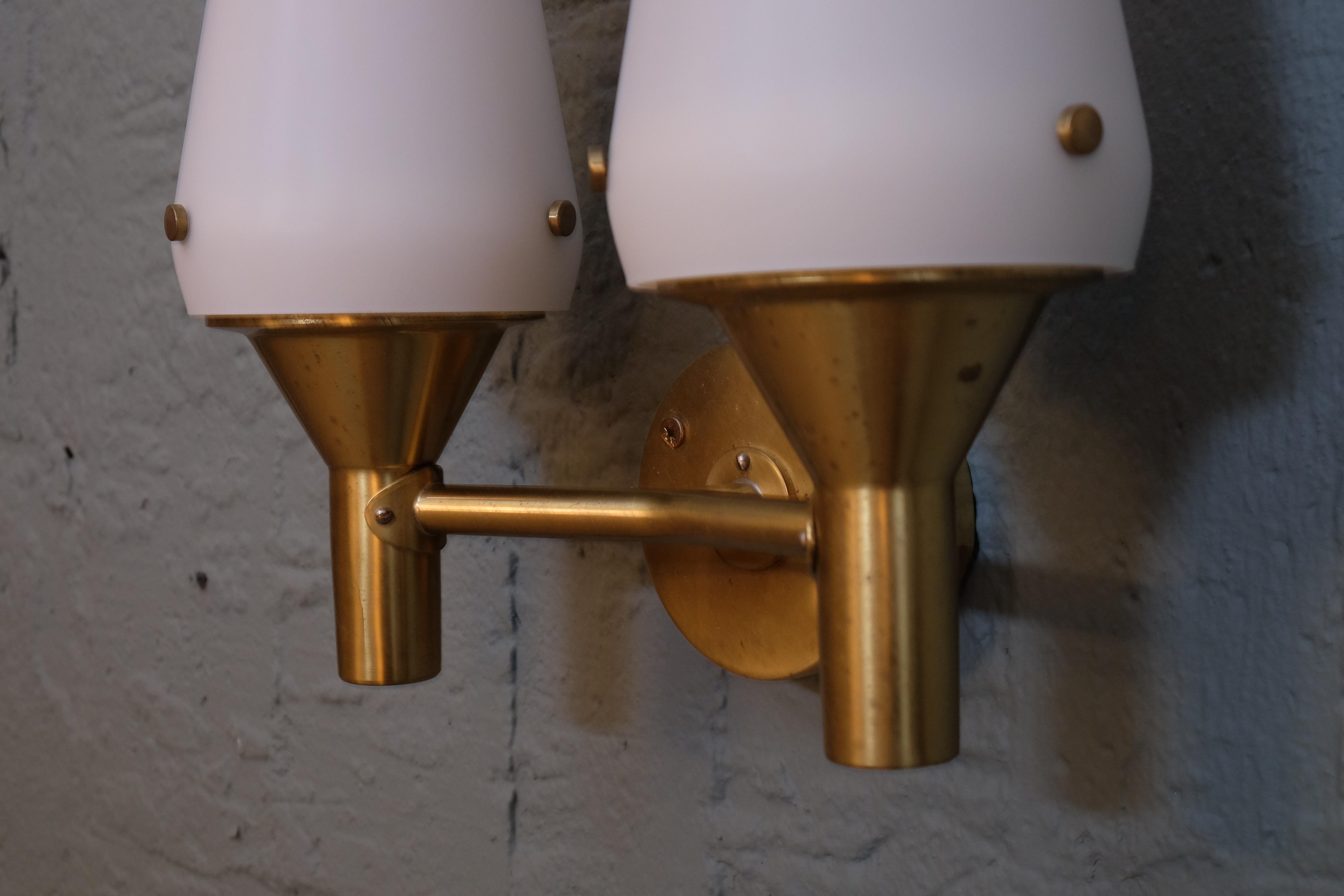 Rare Set of 4 Hans-Agne Jakobsson Wall Lamps, 1950s In Good Condition For Sale In Stockholm, SE